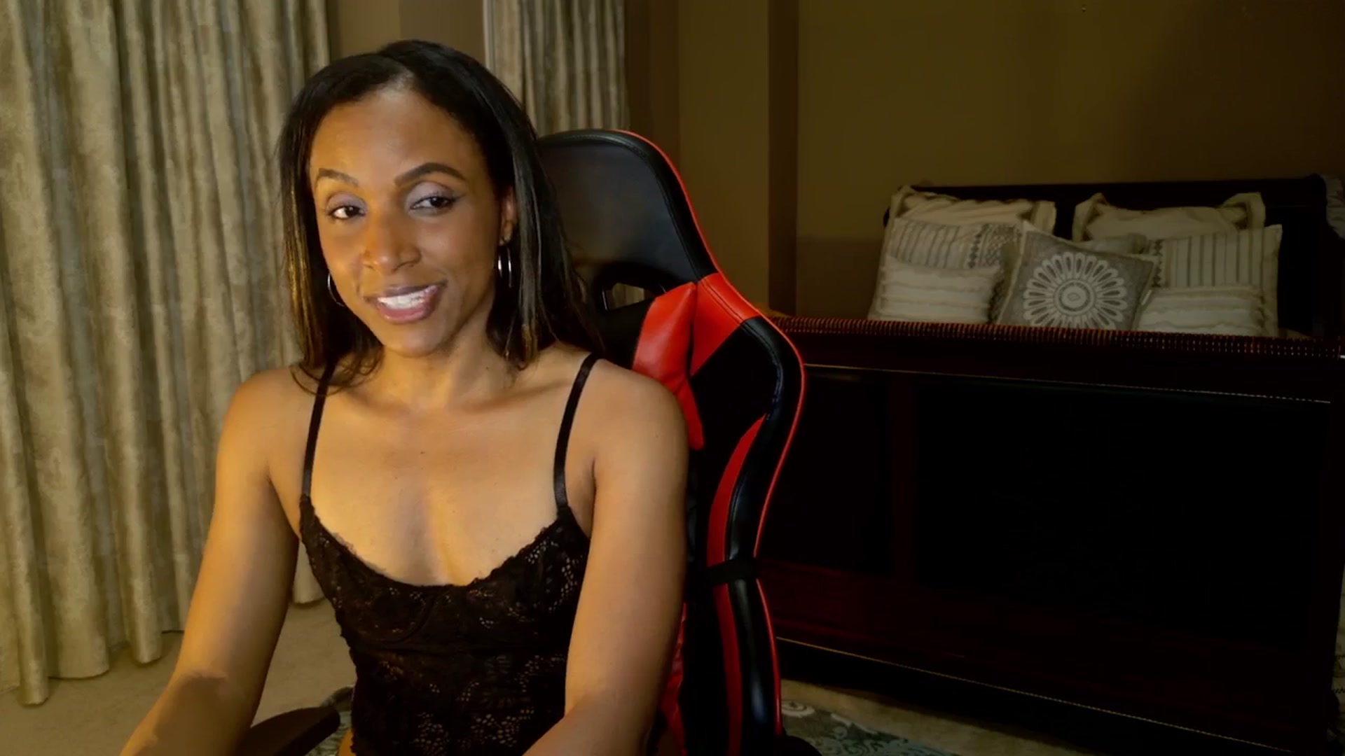 Gallery image thumbnail from Ms_WetNWild's myfreecams stream on, 07/23/2025, 03:17 image 19 of 20
