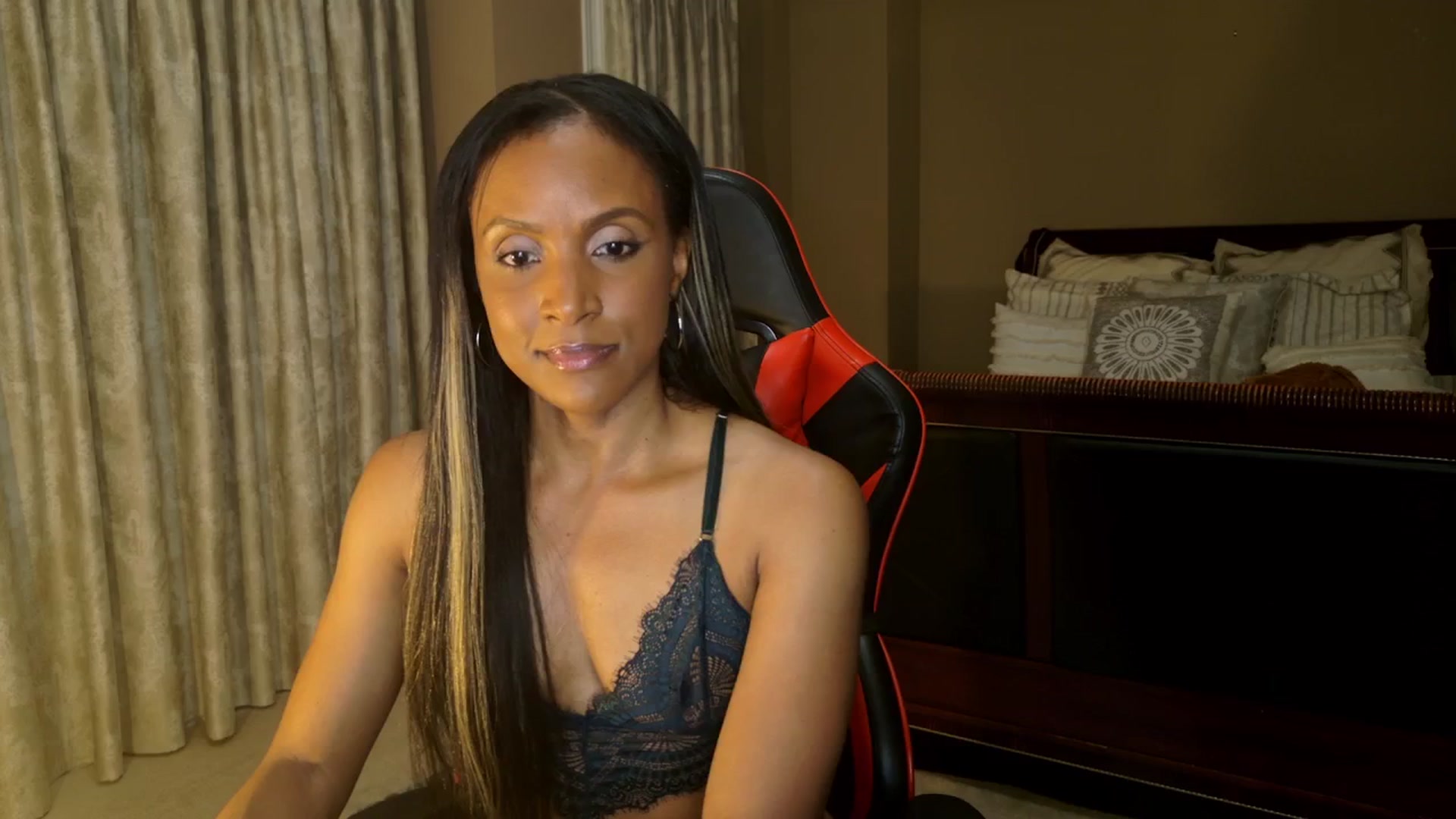 Gallery image thumbnail from Ms_WetNWild's myfreecams stream on, 07/24/2025, 03:42 image 2 of 20