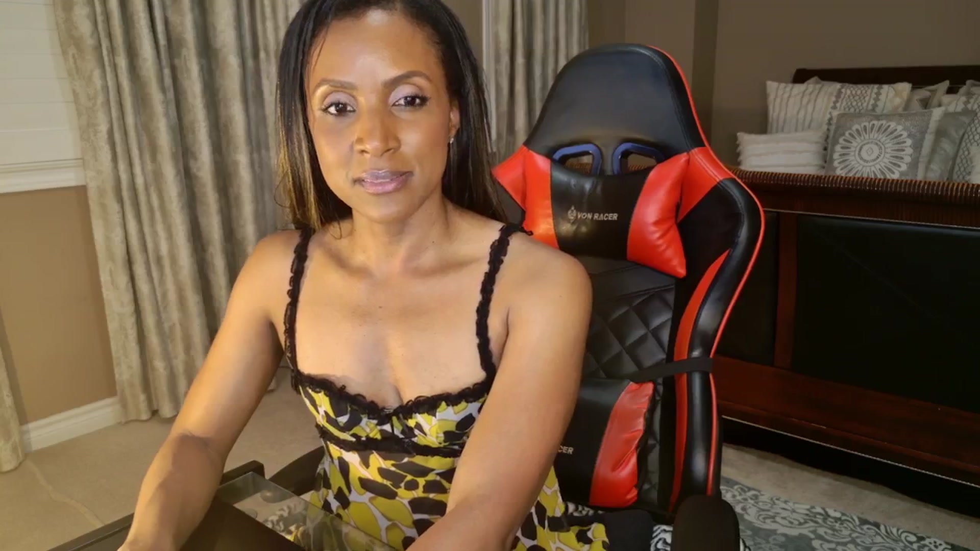 Gallery image thumbnail from Ms_WetNWild's myfreecams stream on, 07/30/2025, 05:11 image 8 of 20