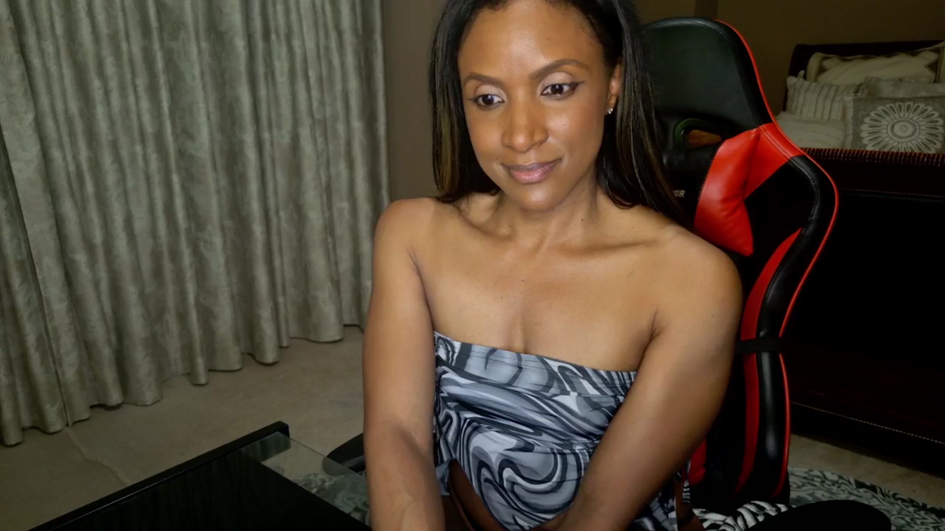 Gallery image thumbnail from Ms_WetNWild's myfreecams stream on, 07/31/2025, 04:44 image 17 of 20