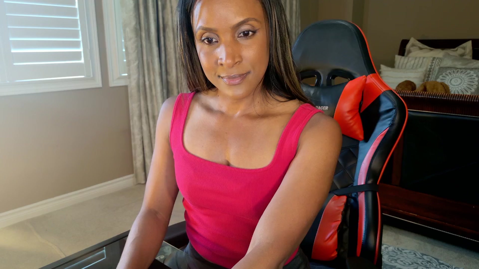 Gallery image thumbnail from Ms_WetNWild's myfreecams stream on, 08/11/2025, 21:14 image 7 of 20