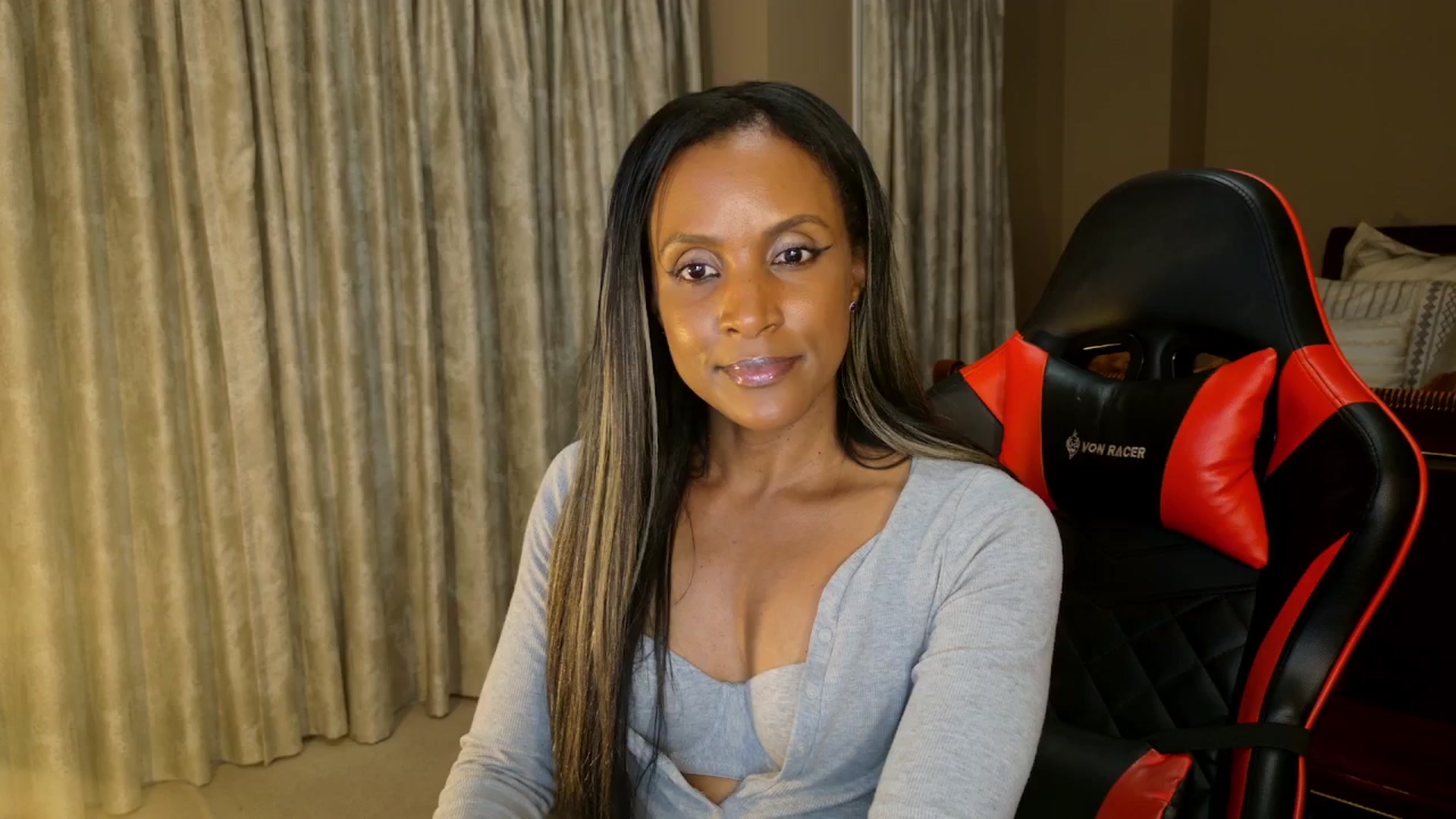 Gallery image thumbnail from Ms_WetNWild's myfreecams stream on, 08/12/2025, 04:27 image 14 of 20
