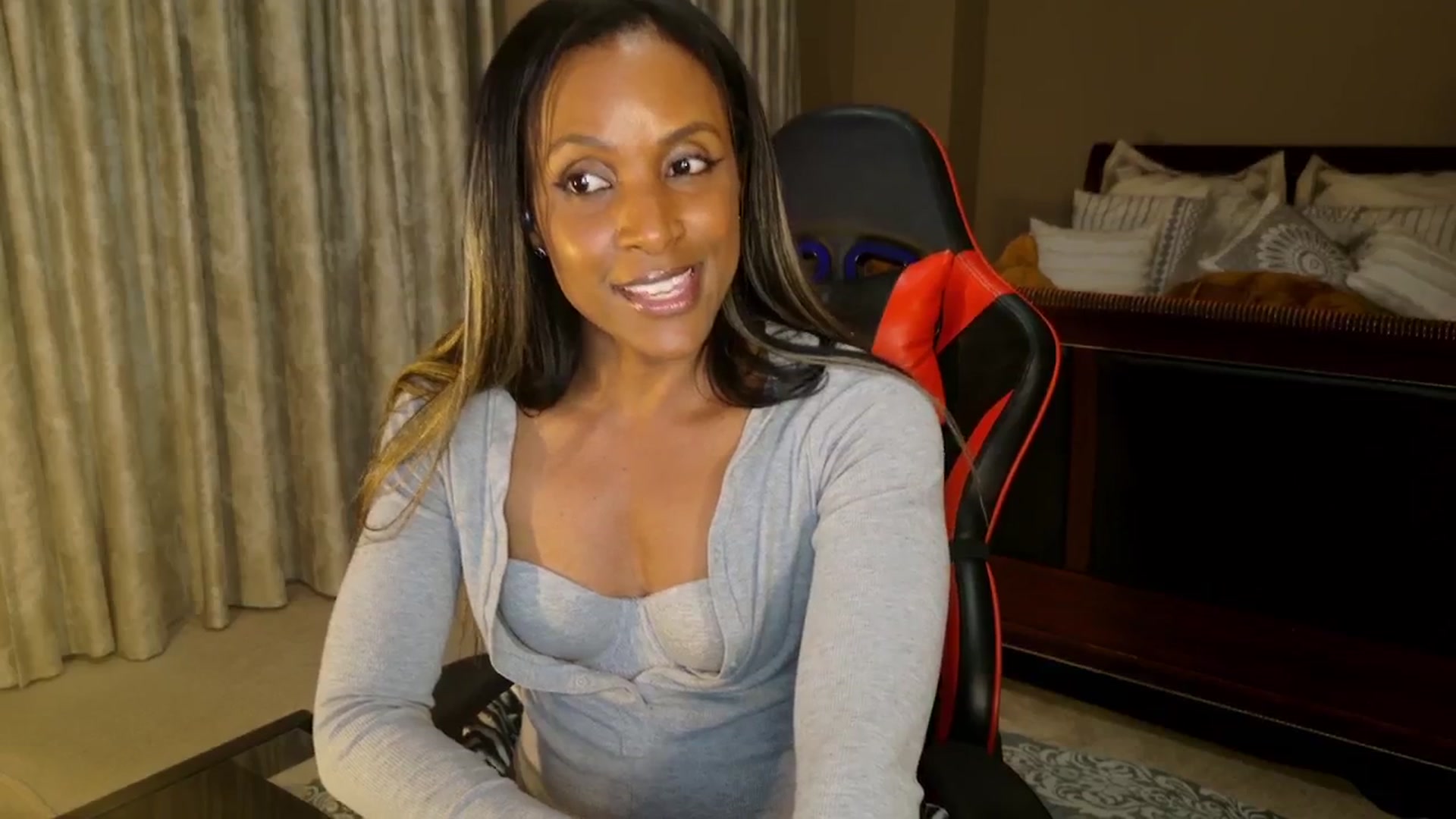 Gallery image thumbnail from Ms_WetNWild's myfreecams stream on, 08/12/2025, 04:27 image 19 of 20