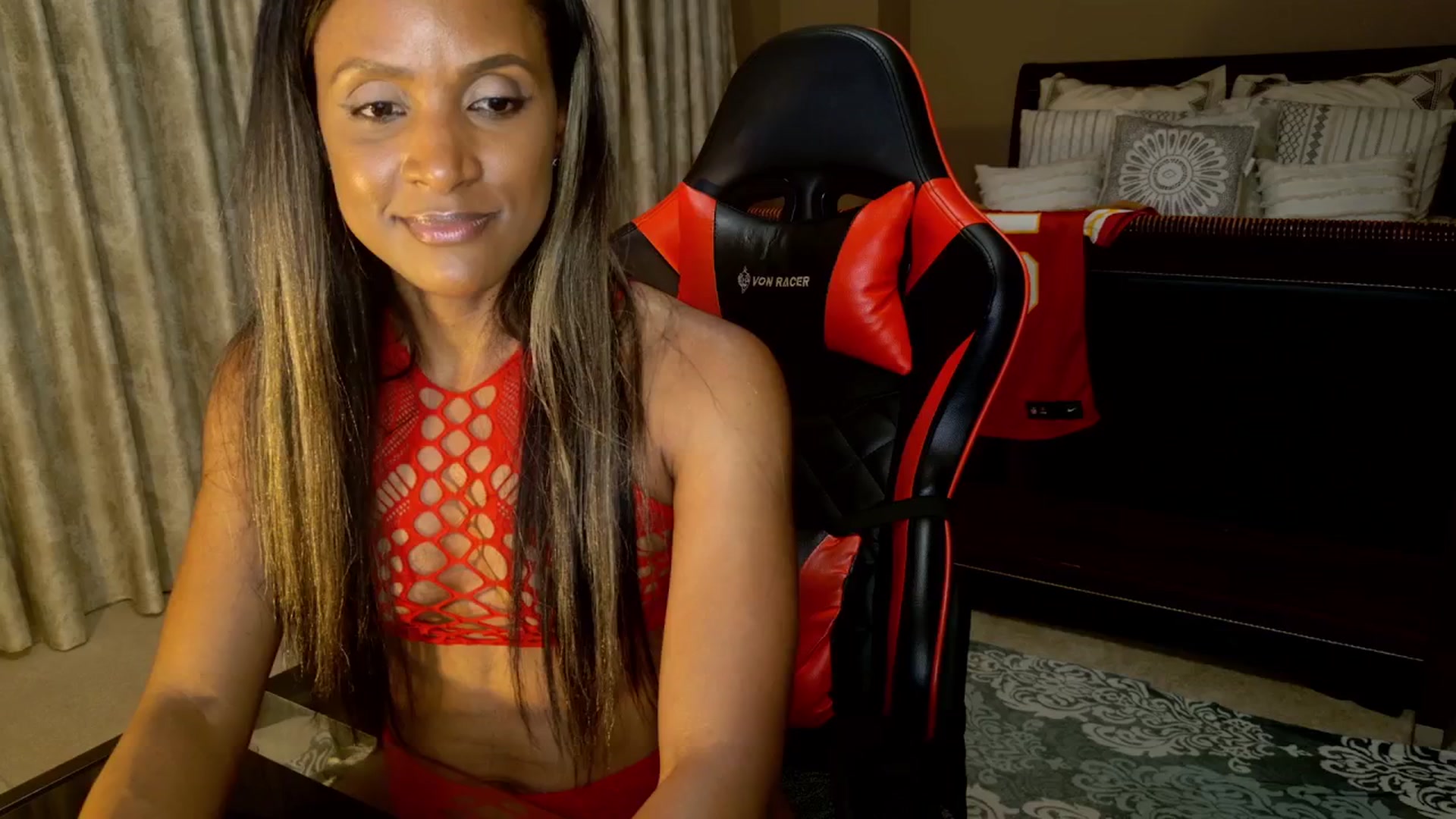 Gallery image thumbnail from Ms_WetNWild's myfreecams stream on, 08/16/2025, 04:15 image 12 of 20