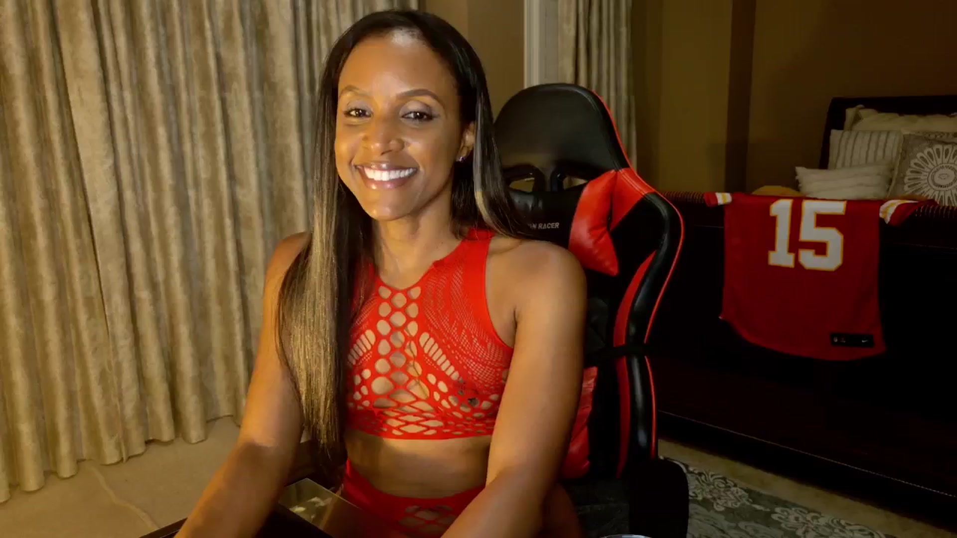 Gallery image thumbnail from Ms_WetNWild's myfreecams stream on, 08/16/2025, 04:15 image 2 of 20