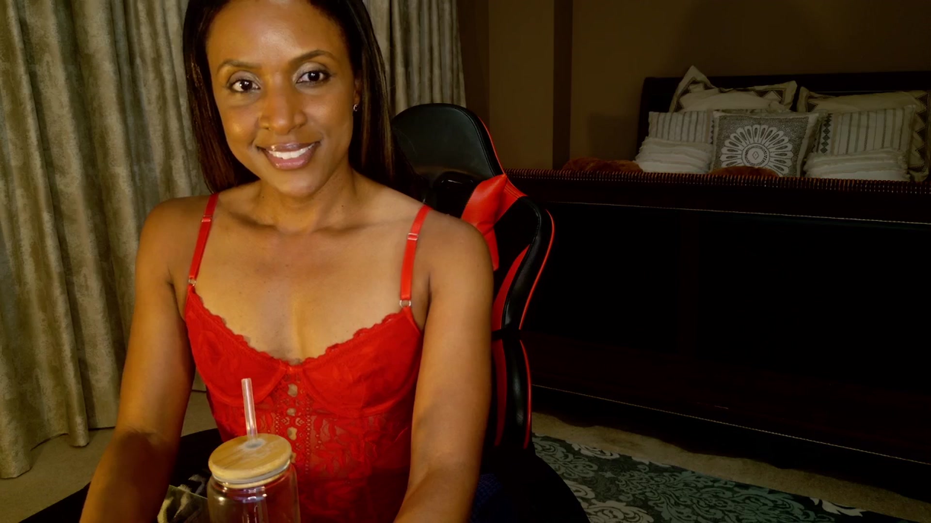 Gallery image thumbnail from Ms_WetNWild's myfreecams stream on, 08/19/2025, 03:46 image 16 of 20