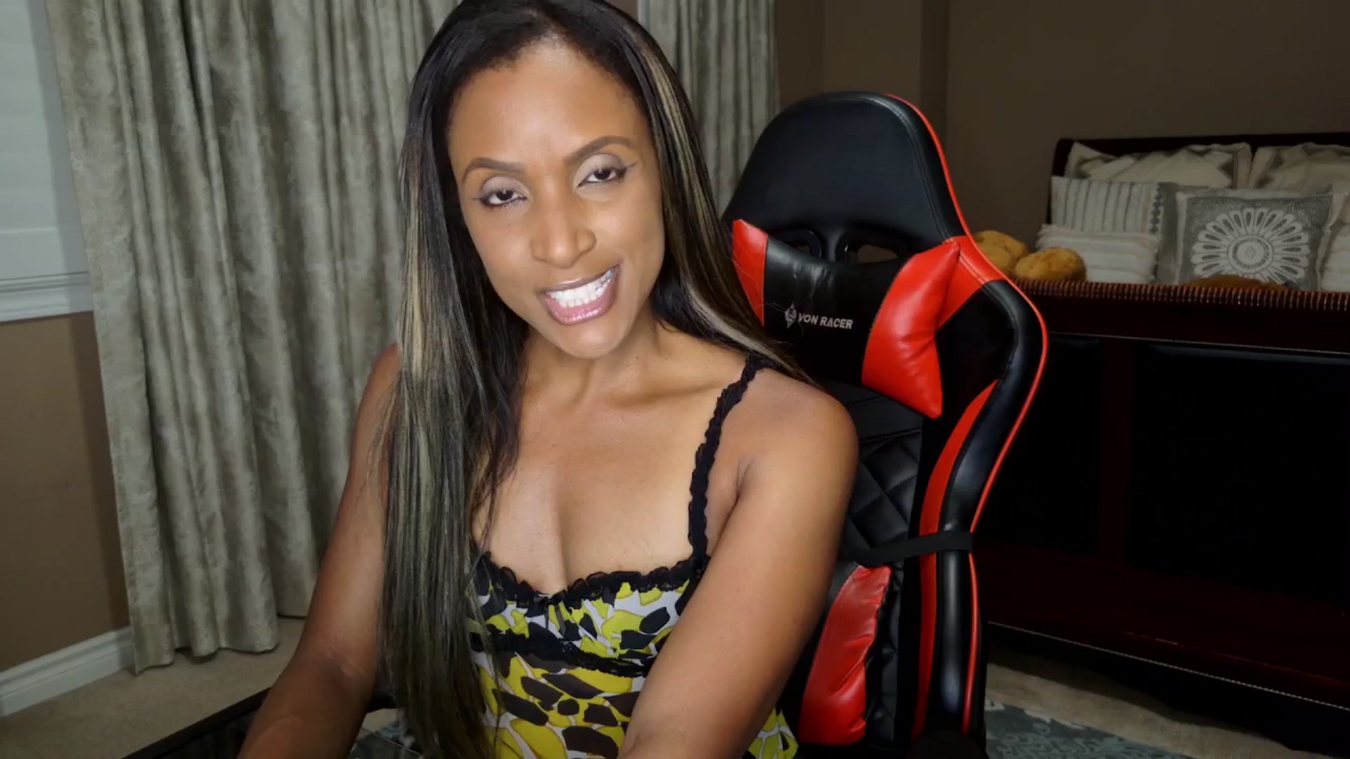 Gallery image thumbnail from Ms_WetNWild's myfreecams stream on, 08/20/2025, 02:00 image 1 of 20