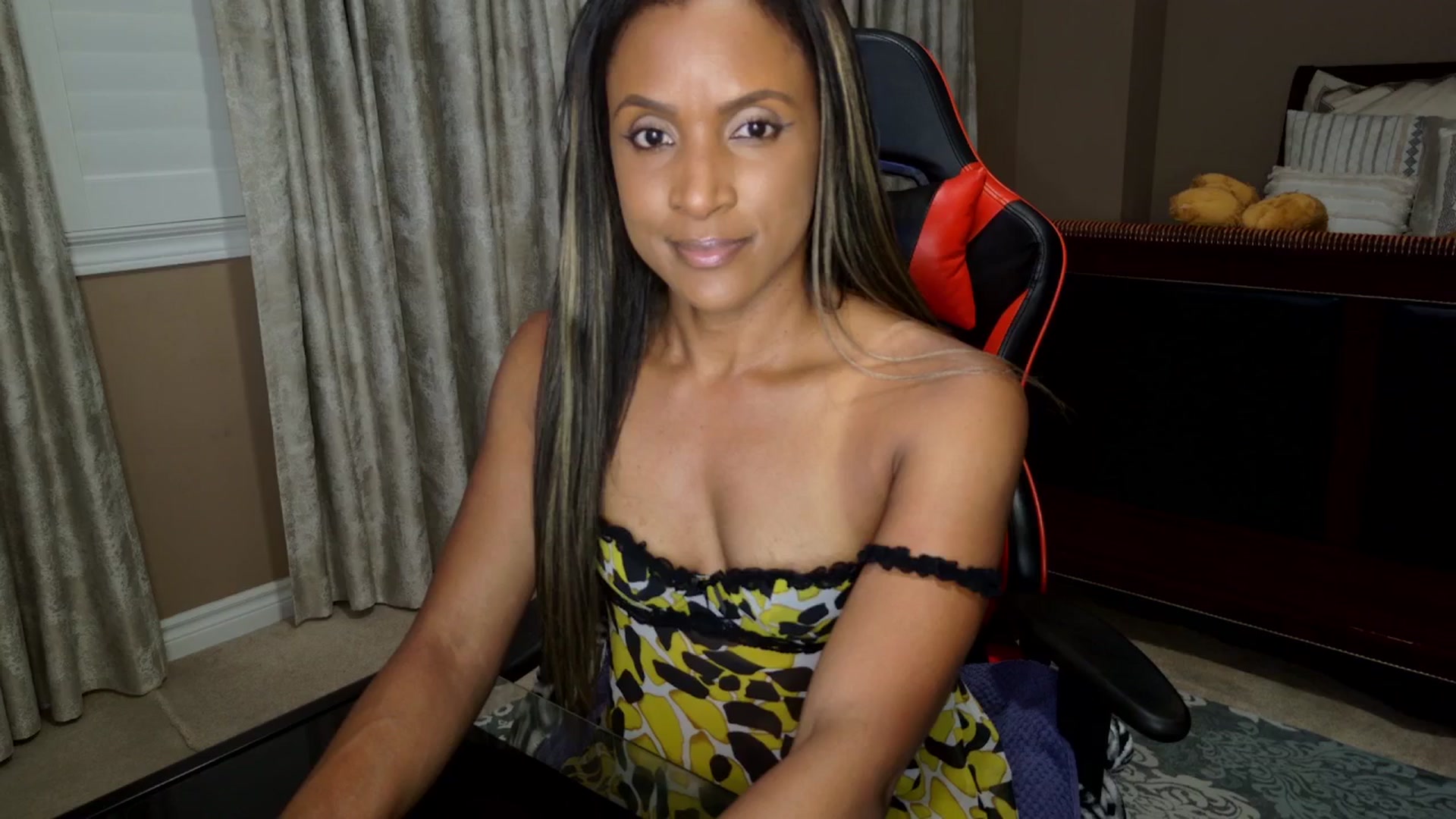 Gallery image thumbnail from Ms_WetNWild's myfreecams stream on, 08/20/2025, 02:00 image 11 of 20