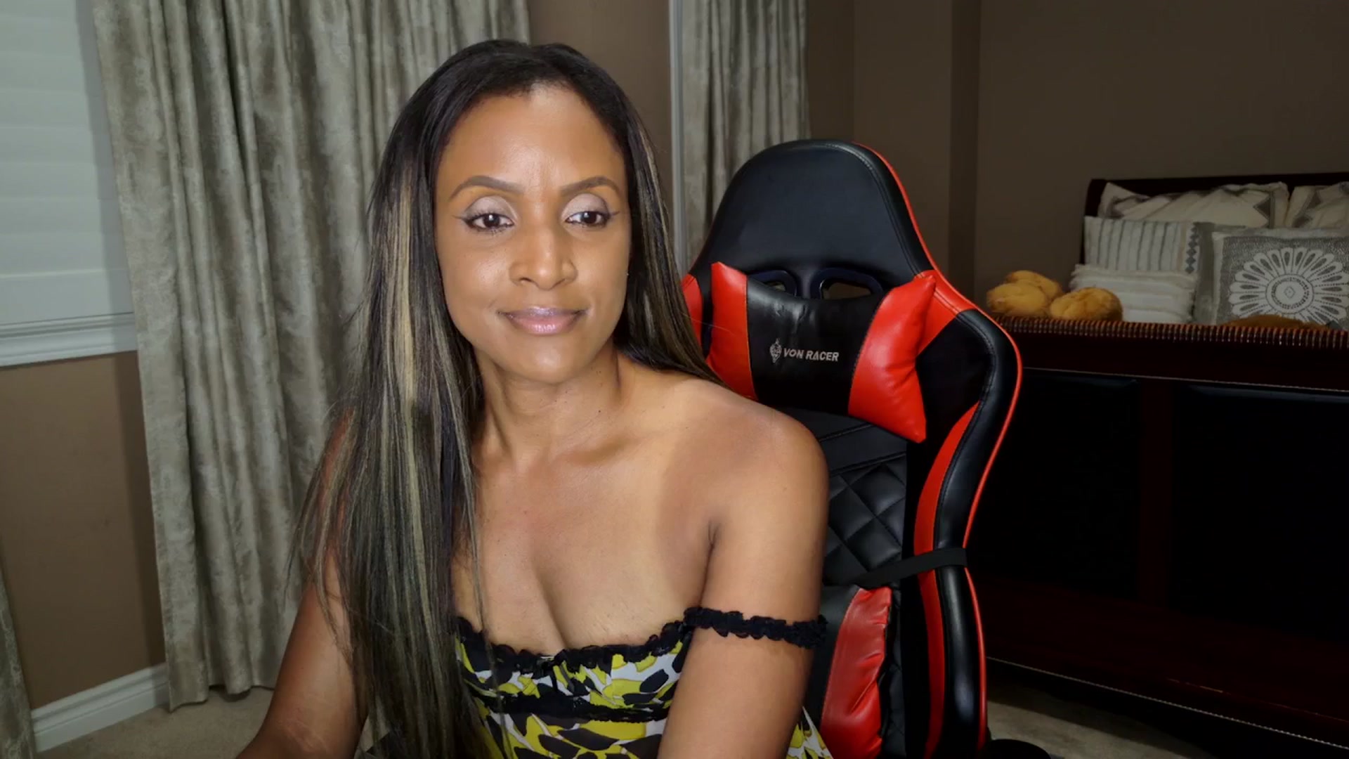 Gallery image thumbnail from Ms_WetNWild's myfreecams stream on, 08/20/2025, 02:00 image 16 of 20