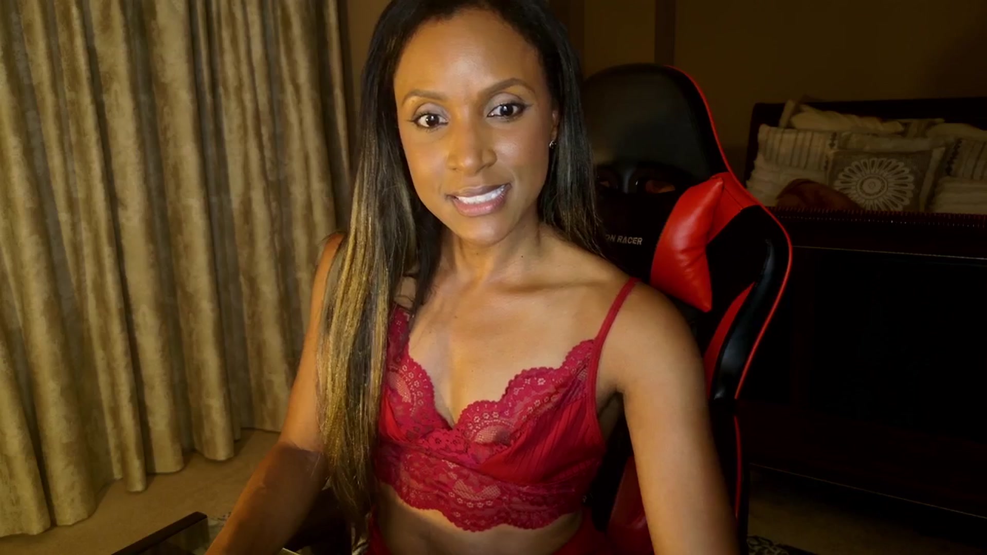 Gallery image thumbnail from Ms_WetNWild's myfreecams stream on, 08/21/2025, 03:00 image 17 of 20