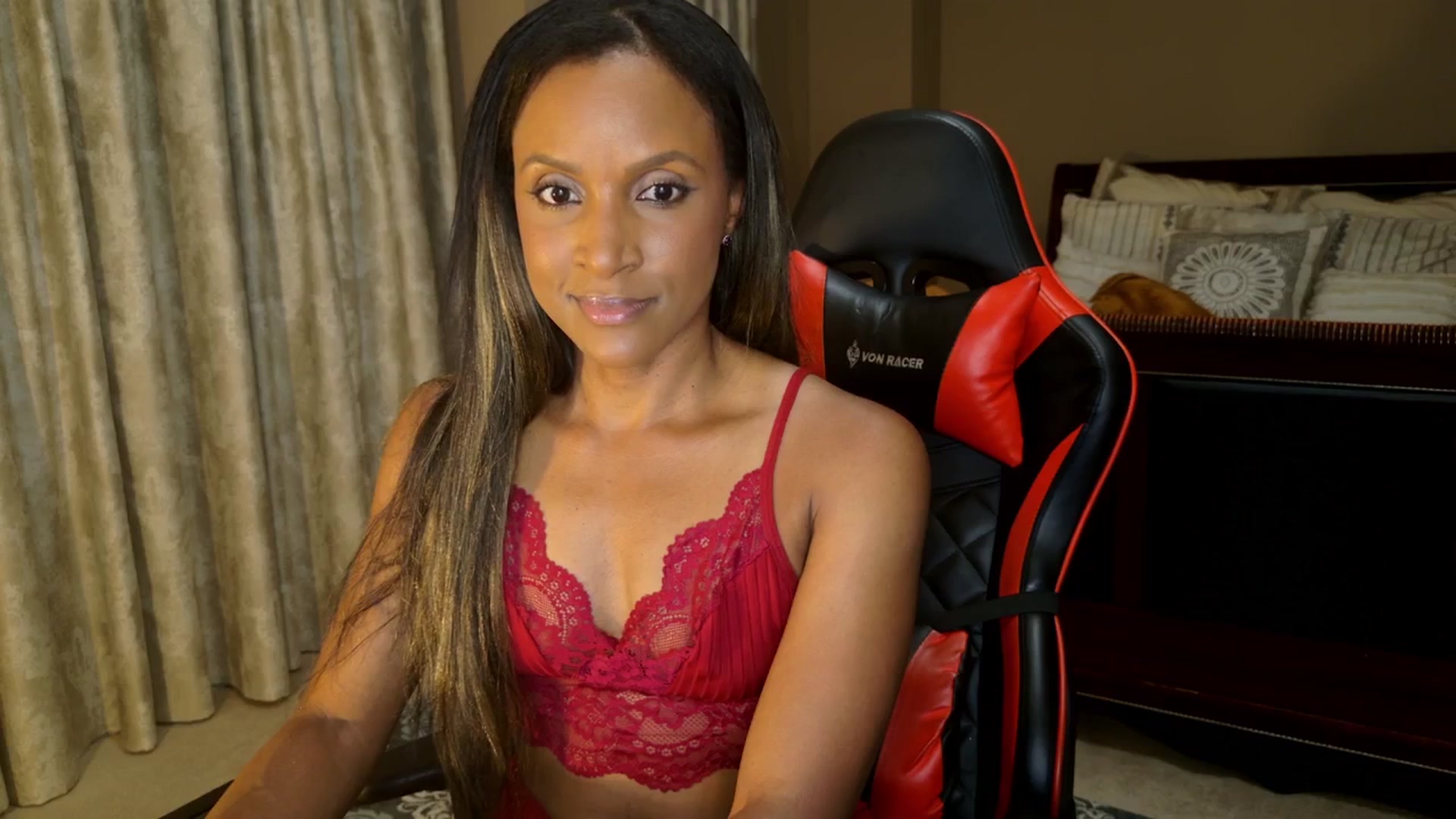 Gallery image thumbnail from Ms_WetNWild's myfreecams stream on, 08/21/2025, 03:00 image 5 of 20