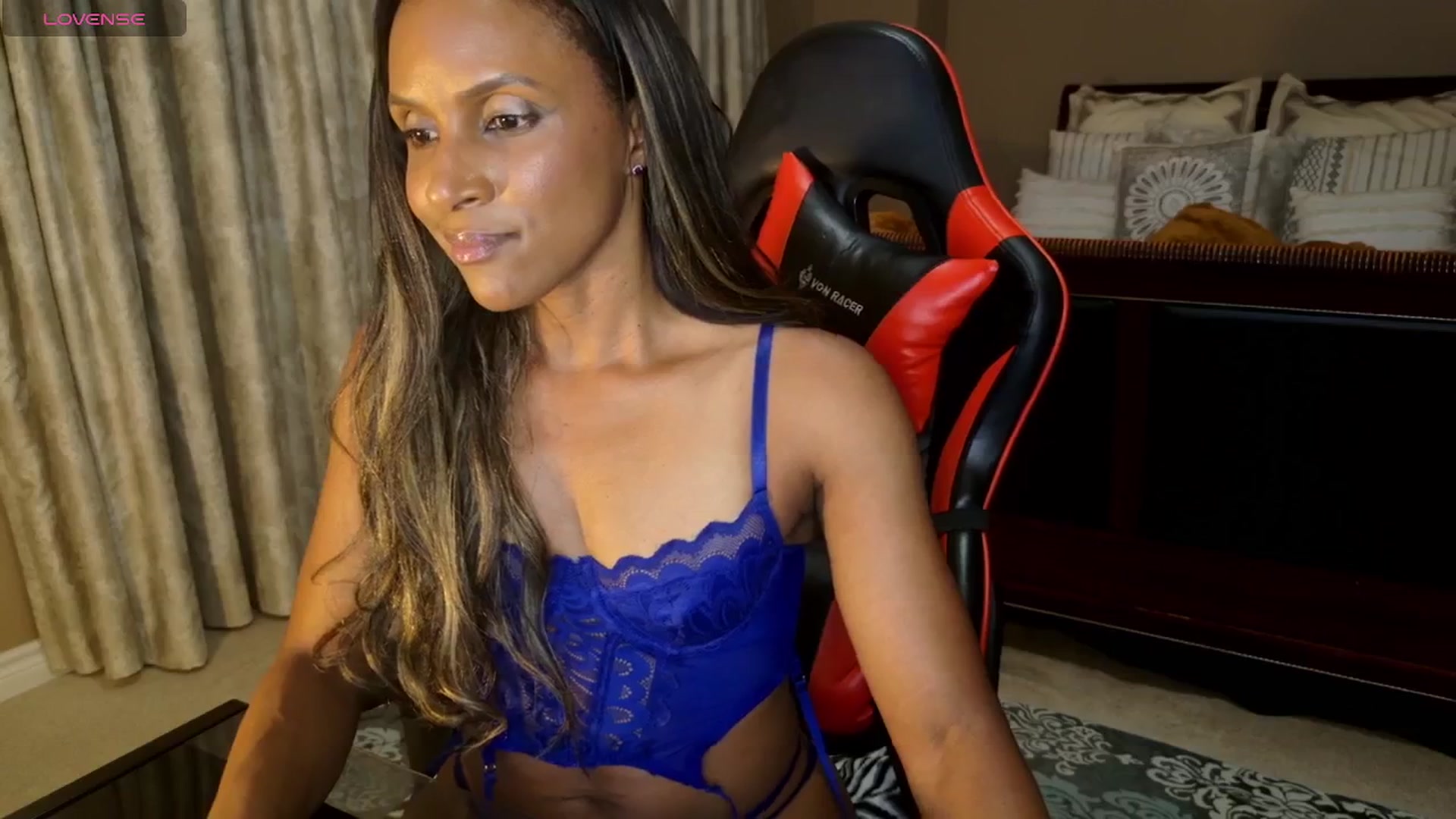 Gallery image thumbnail from Ms_WetNWild's myfreecams stream on, 08/22/2025, 03:26 image 4 of 20
