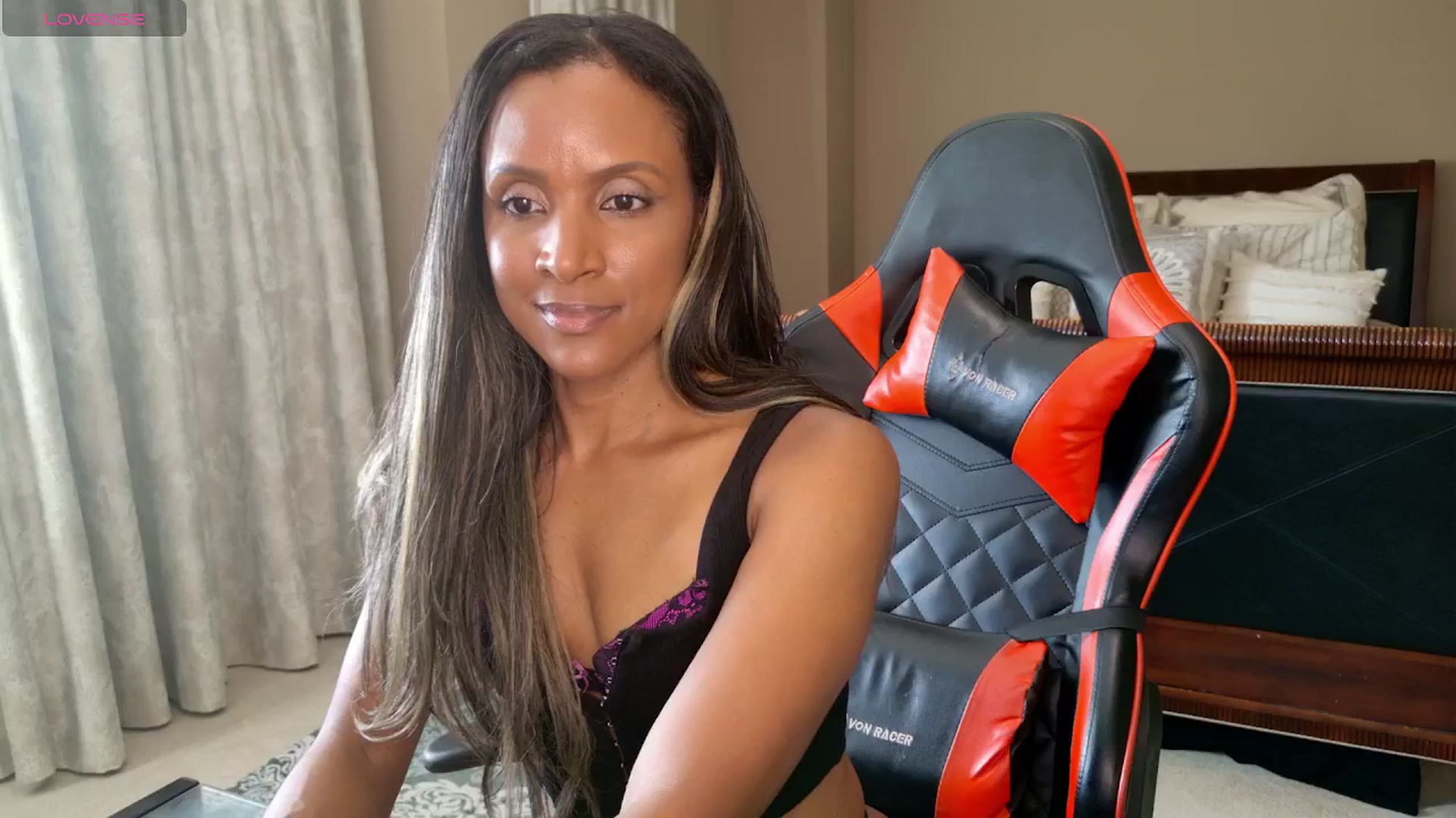 Gallery image thumbnail from Ms_WetNWild's myfreecams stream on, 08/22/2025, 20:52 image 13 of 20