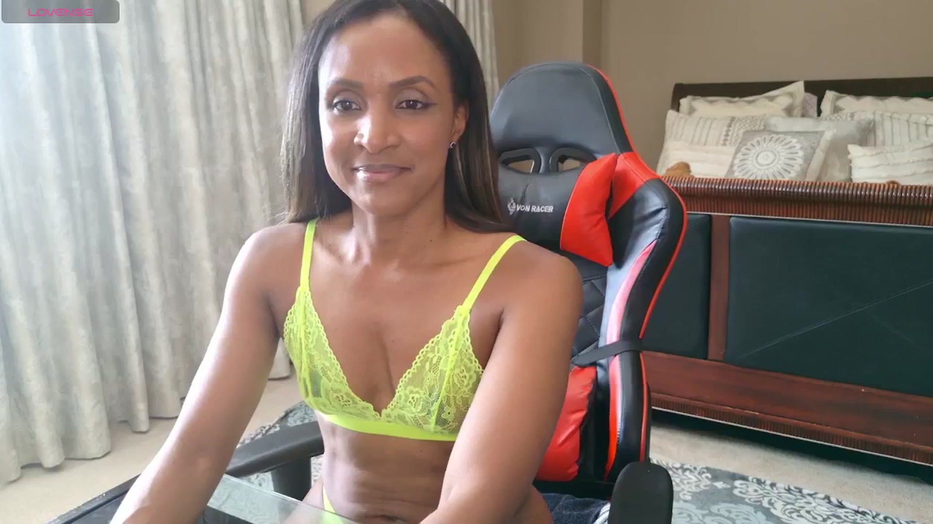 Gallery image thumbnail from Ms_WetNWild's myfreecams stream on, 08/24/2025, 20:37 image 14 of 20