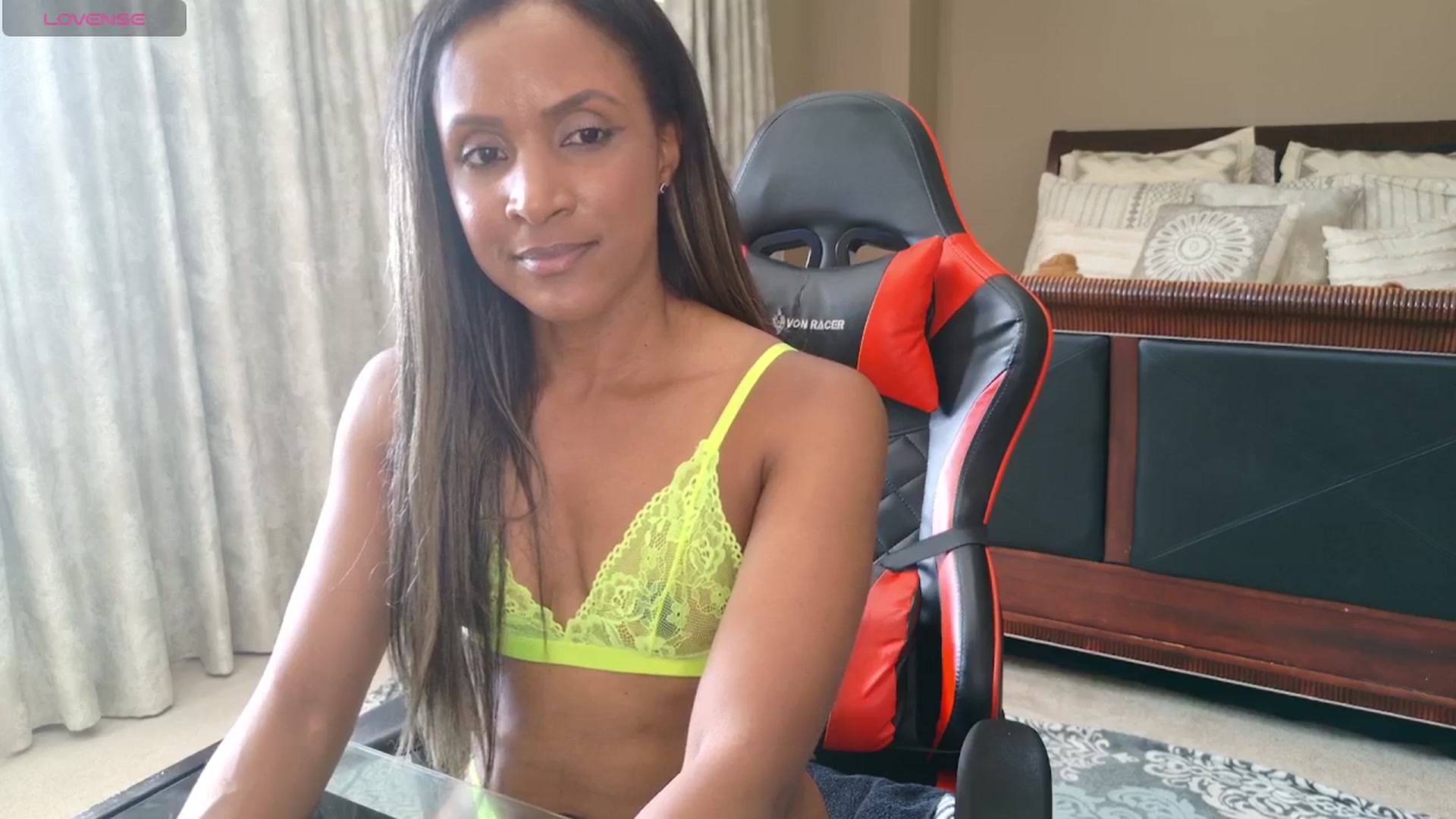Gallery image thumbnail from Ms_WetNWild's myfreecams stream on, 08/24/2025, 20:37 image 18 of 20