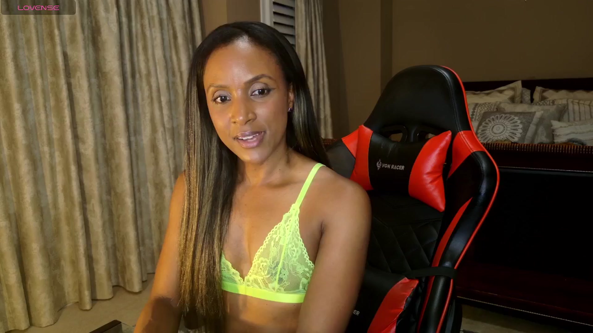 Gallery image thumbnail from Ms_WetNWild's myfreecams stream on, 08/25/2025, 02:00 image 9 of 20