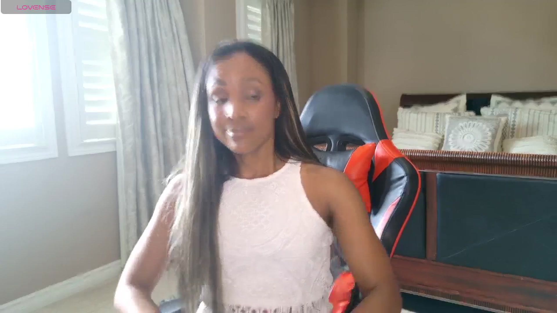 Gallery image thumbnail from Ms_WetNWild's myfreecams stream on, 08/25/2025, 21:33 image 6 of 20