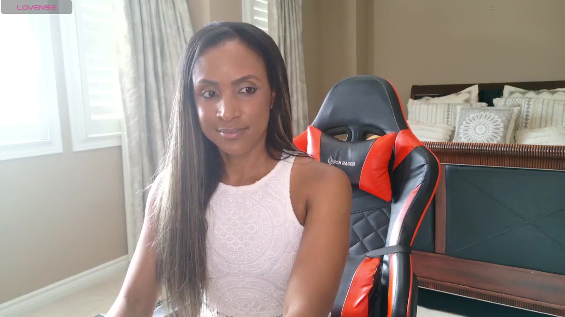 Gallery image thumbnail from Ms_WetNWild's myfreecams stream on, 08/25/2025, 21:33 image 12 of 20