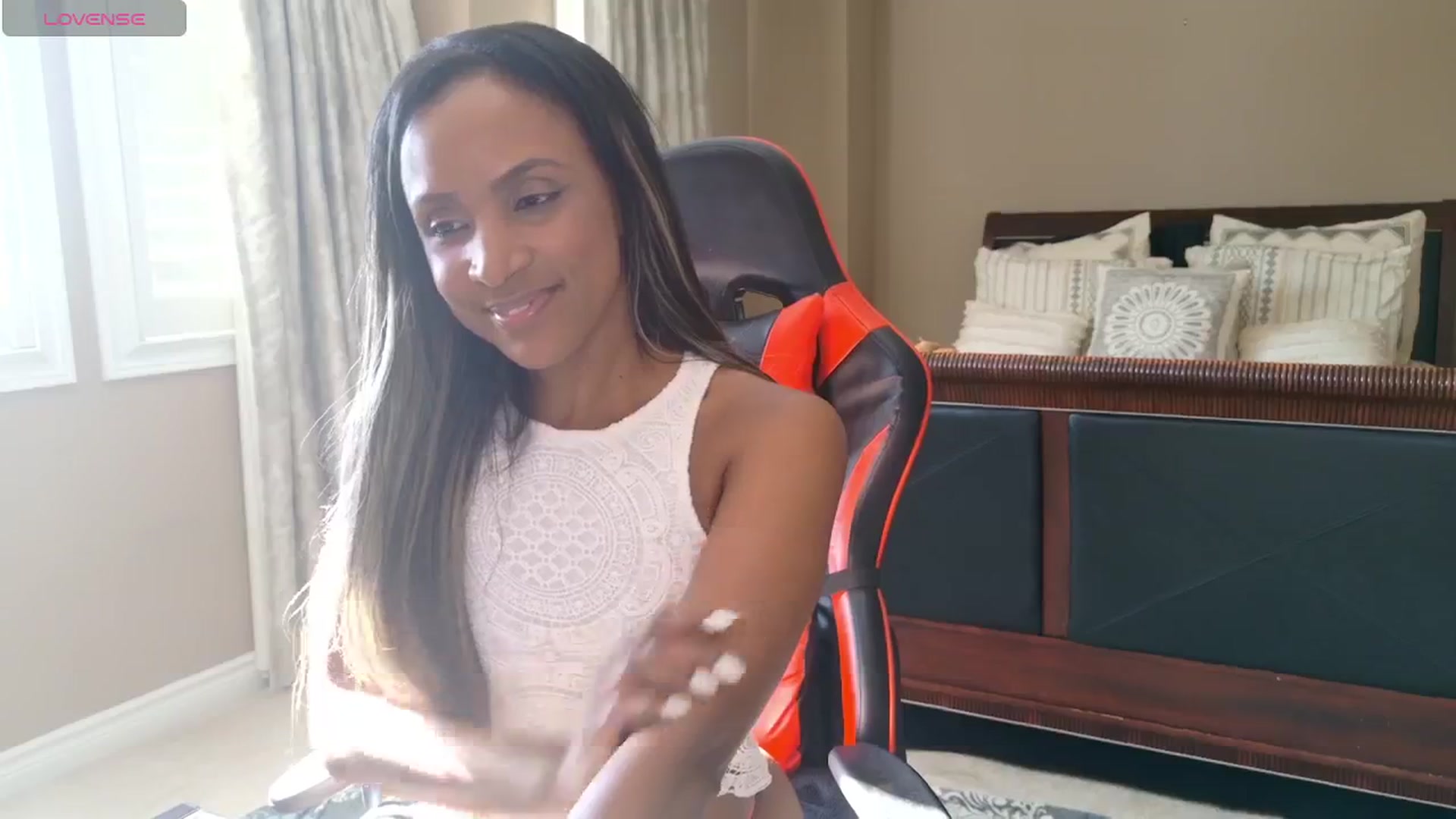 Gallery image thumbnail from Ms_WetNWild's myfreecams stream on, 08/25/2025, 21:33 image 19 of 20