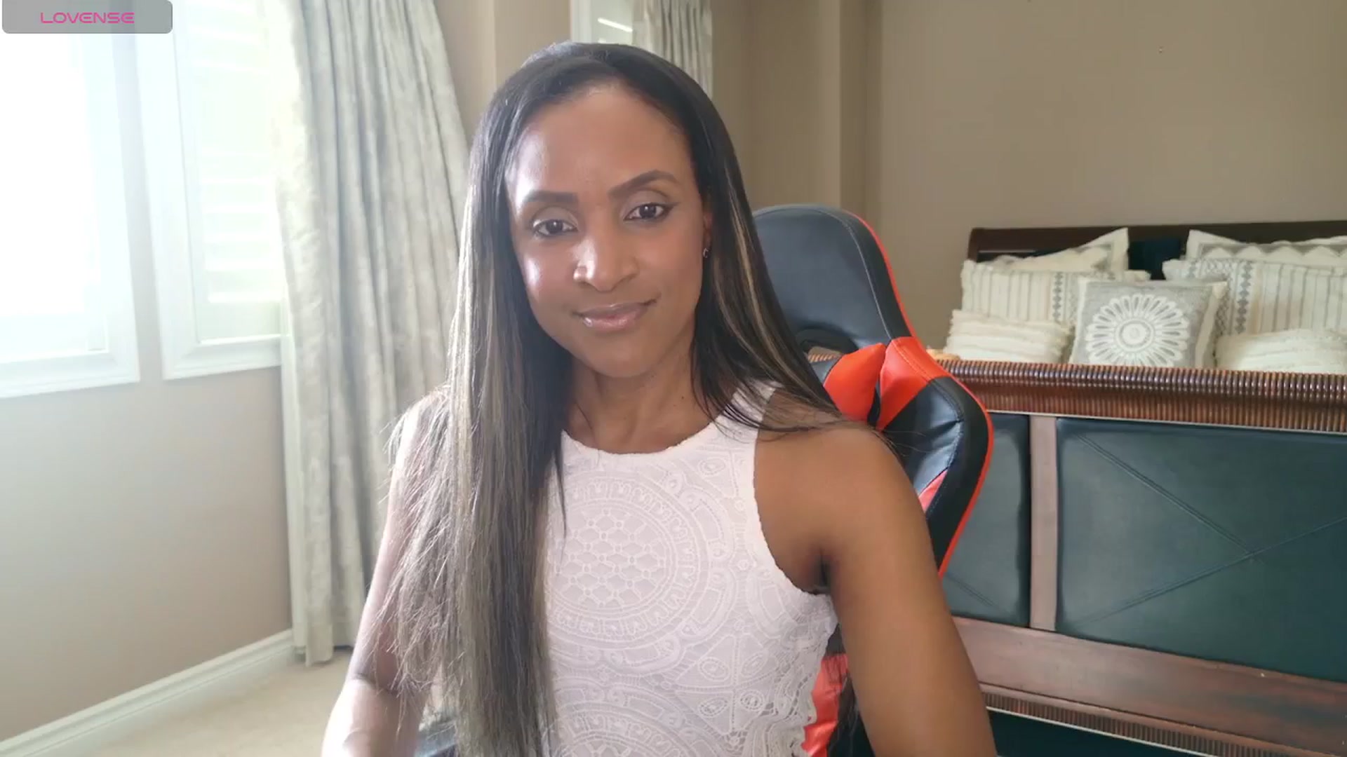 Gallery image thumbnail from Ms_WetNWild's myfreecams stream on, 08/25/2025, 21:33 image 4 of 20