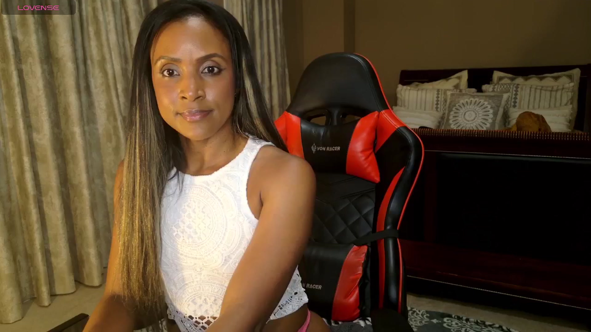 Gallery image thumbnail from Ms_WetNWild's myfreecams stream on, 08/26/2025, 02:56 image 1 of 20