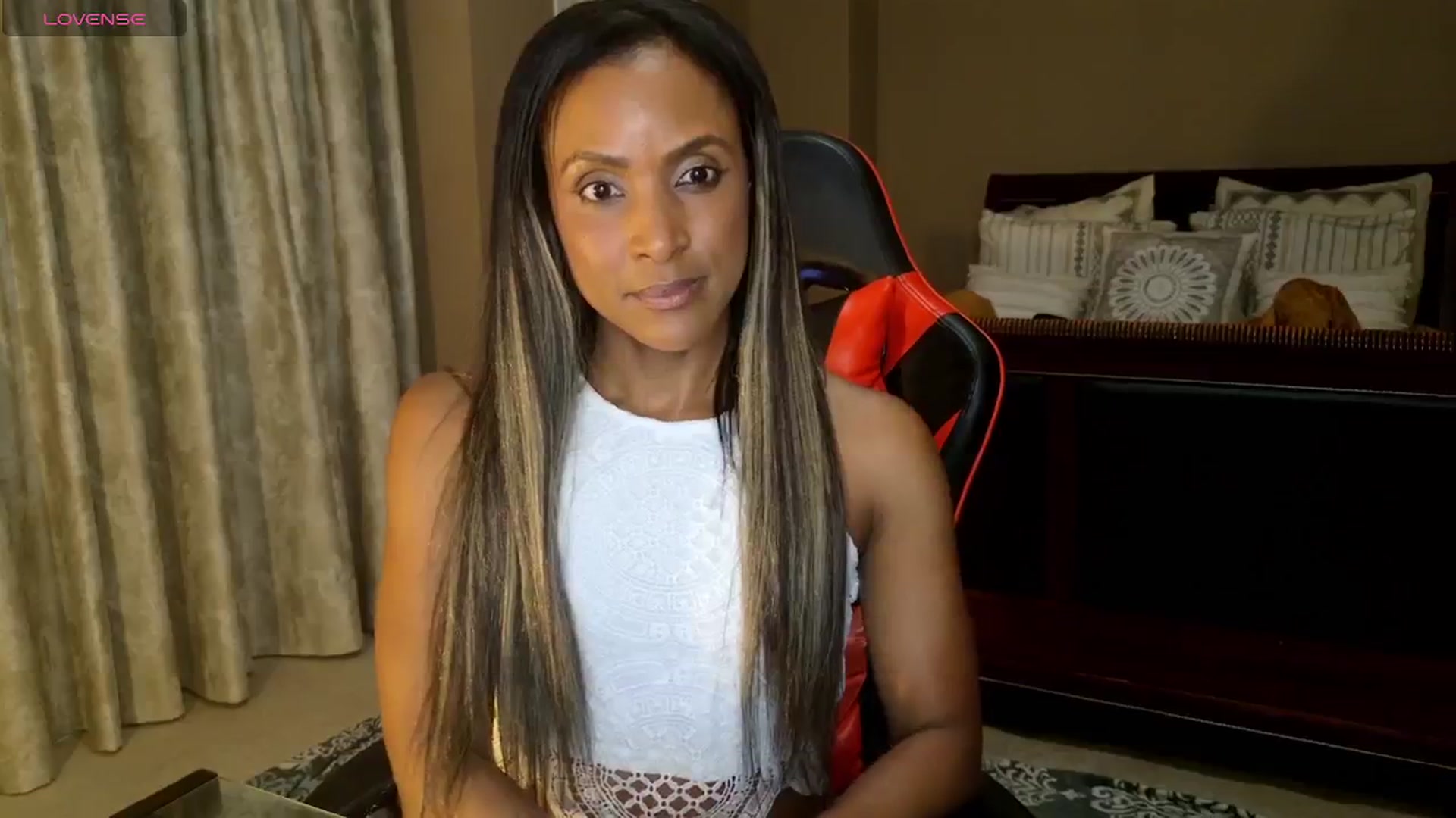 Gallery image thumbnail from Ms_WetNWild's myfreecams stream on, 08/26/2025, 02:56 image 9 of 20