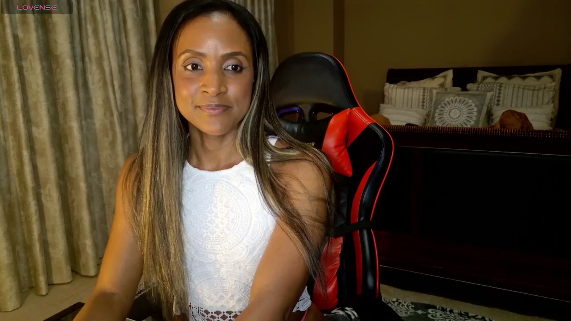 Gallery image thumbnail from Ms_WetNWild's myfreecams stream on, 08/26/2025, 02:56 image 8 of 20
