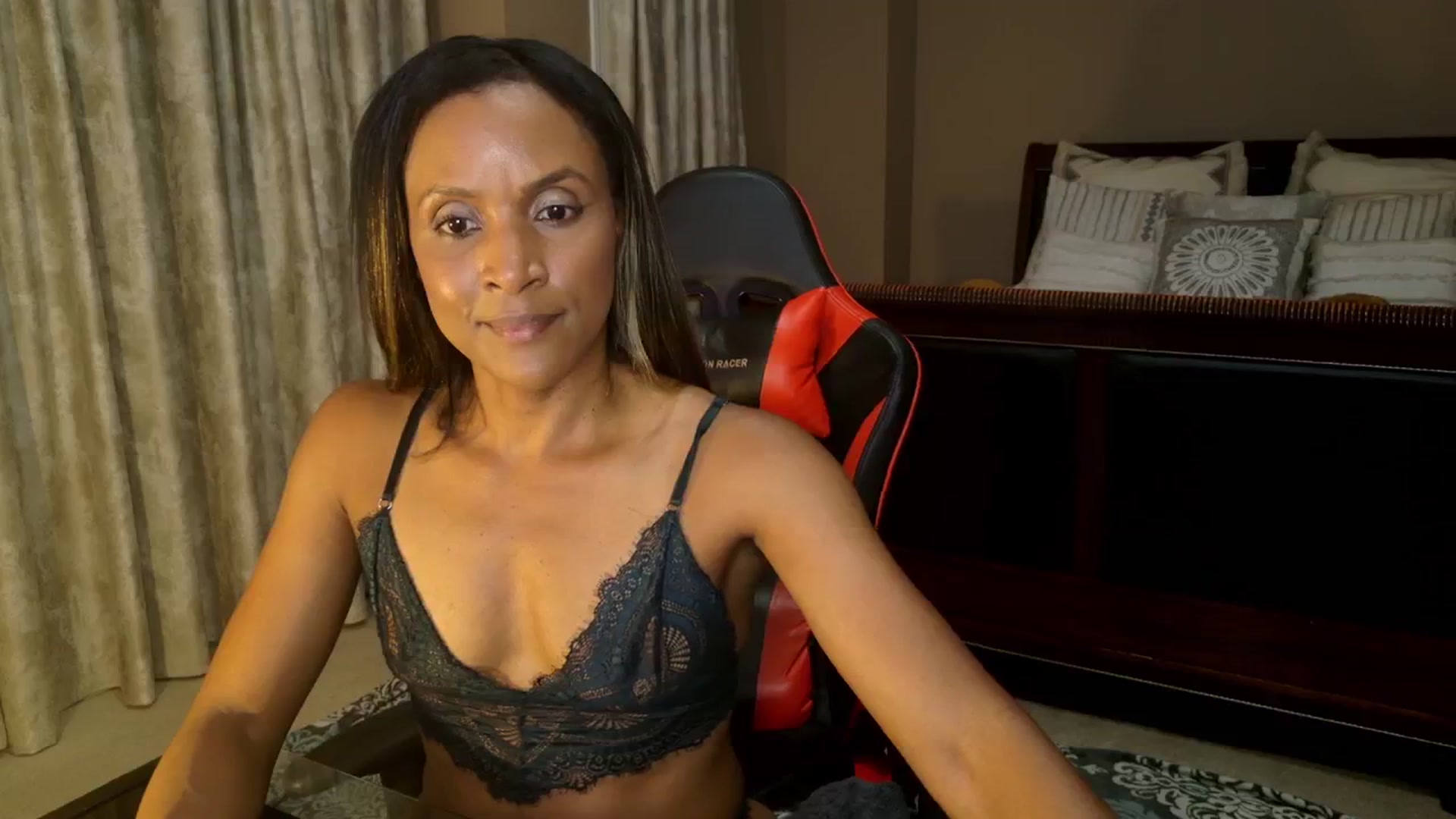 Gallery image thumbnail from Ms_WetNWild's myfreecams stream on, 08/28/2025, 04:39 image 9 of 20