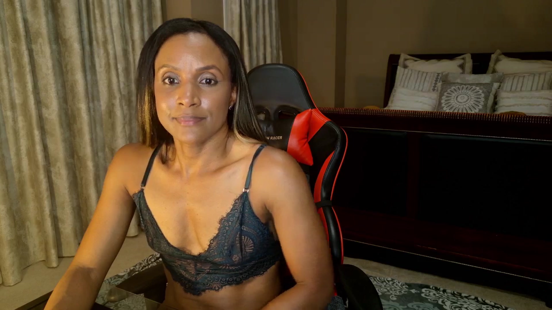 Gallery image thumbnail from Ms_WetNWild's myfreecams stream on, 08/28/2025, 04:39 image 7 of 20