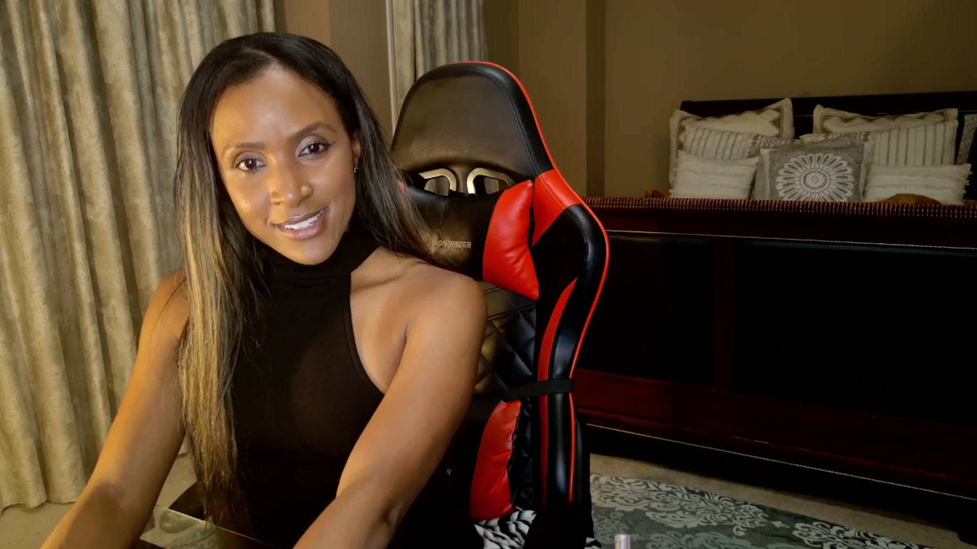 Gallery image thumbnail from Ms_WetNWild's myfreecams stream on, 08/31/2025, 05:12 image 5 of 20