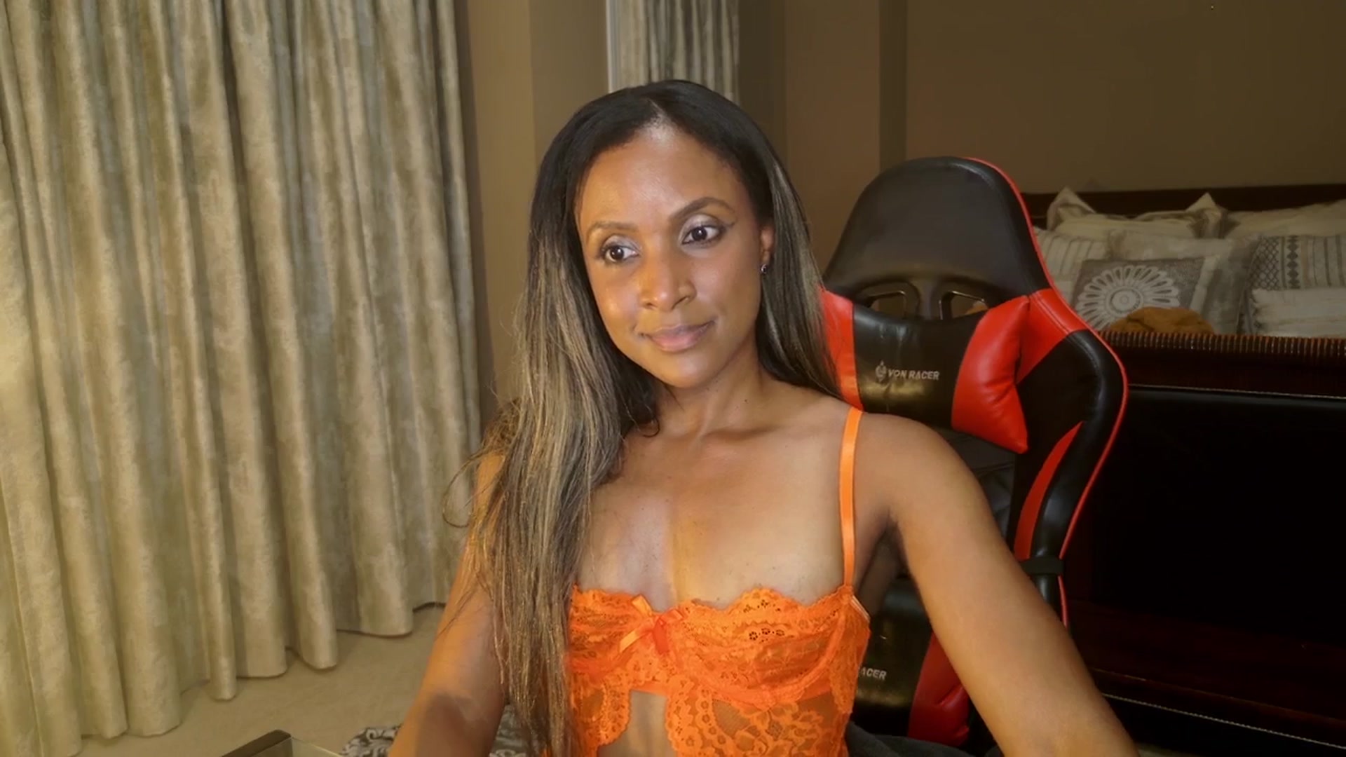 Gallery image thumbnail from Ms_WetNWild's myfreecams stream on, 09/01/2025, 03:24 image 3 of 20