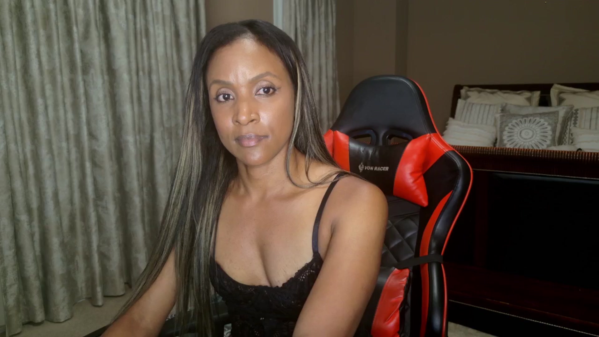 Gallery image thumbnail from Ms_WetNWild's myfreecams stream on, 09/03/2025, 24:24 image 19 of 20