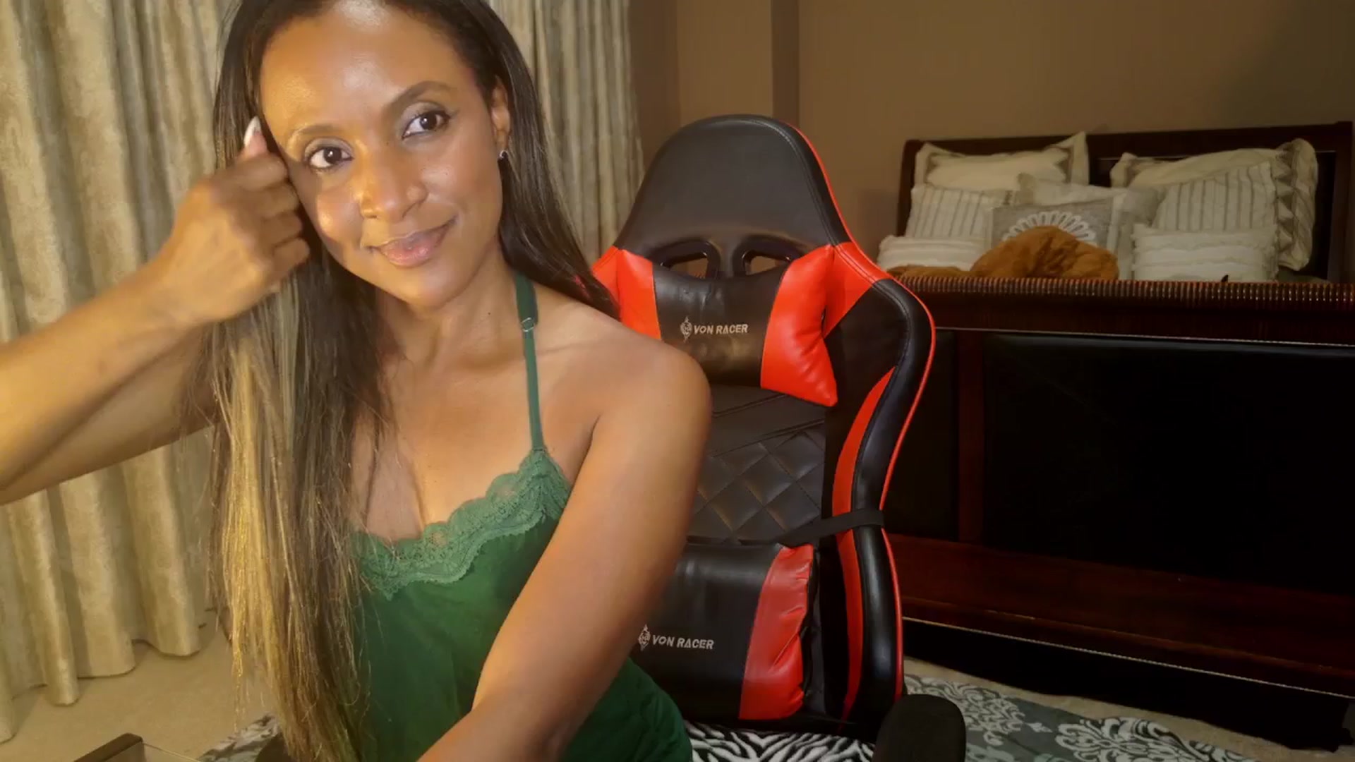 Gallery image thumbnail from Ms_WetNWild's myfreecams stream on, 09/05/2025, 05:45 image 3 of 20