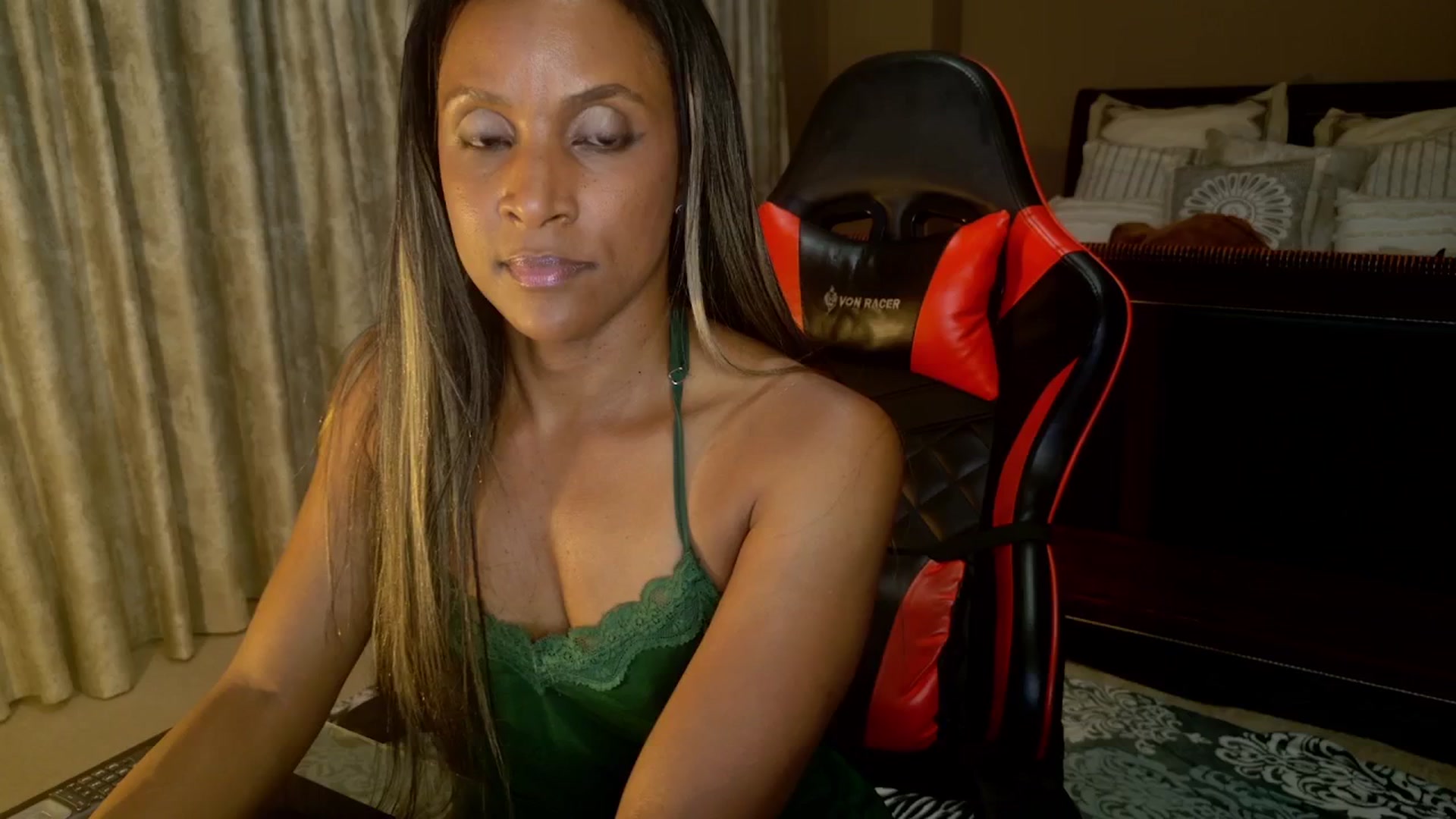 Gallery image thumbnail from Ms_WetNWild's myfreecams stream on, 09/05/2025, 07:05 image 8 of 20