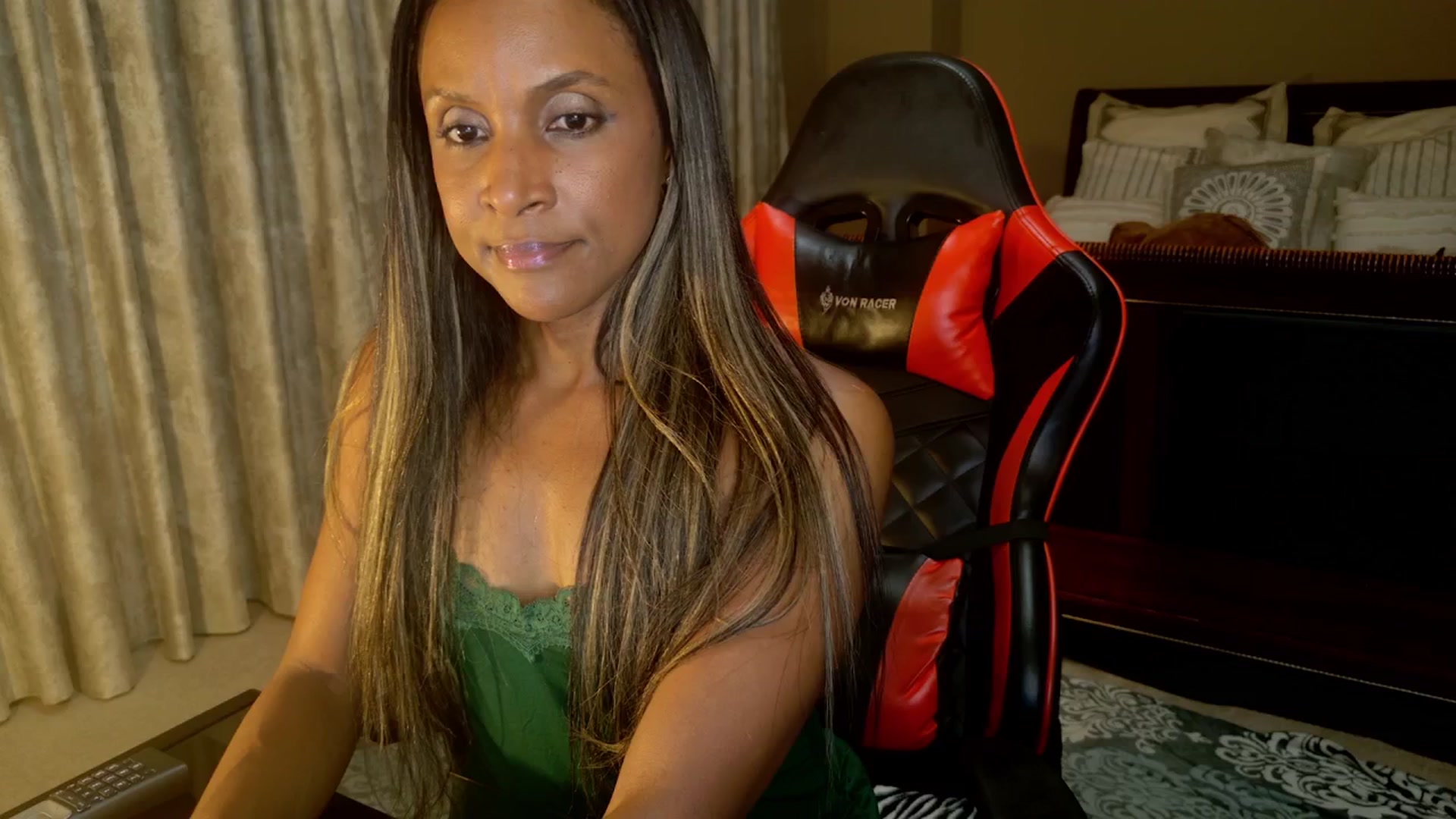 Gallery image thumbnail from Ms_WetNWild's myfreecams stream on, 09/05/2025, 07:05 image 5 of 20