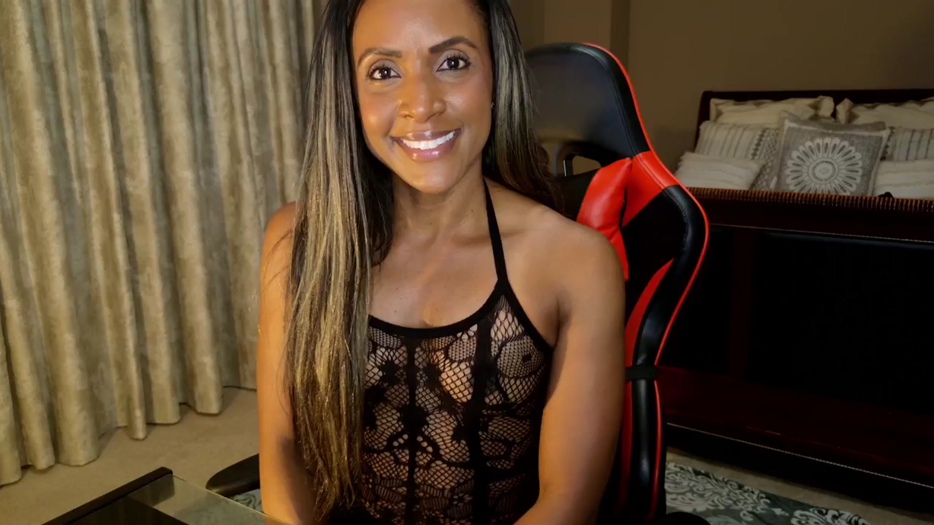 Gallery image thumbnail from Ms_WetNWild's myfreecams stream on, 09/11/2025, 03:07 image 3 of 20