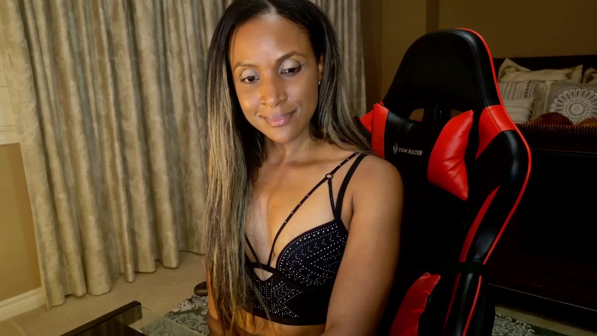 Gallery image thumbnail from Ms_WetNWild's myfreecams stream on, 09/12/2025, 03:12 image 19 of 20