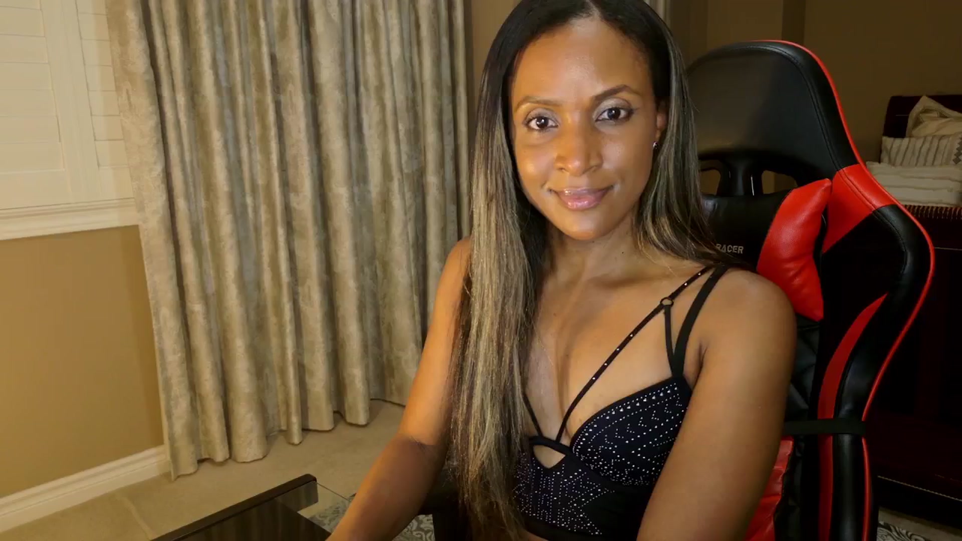 Gallery image thumbnail from Ms_WetNWild's myfreecams stream on, 09/12/2025, 07:42 image 2 of 20
