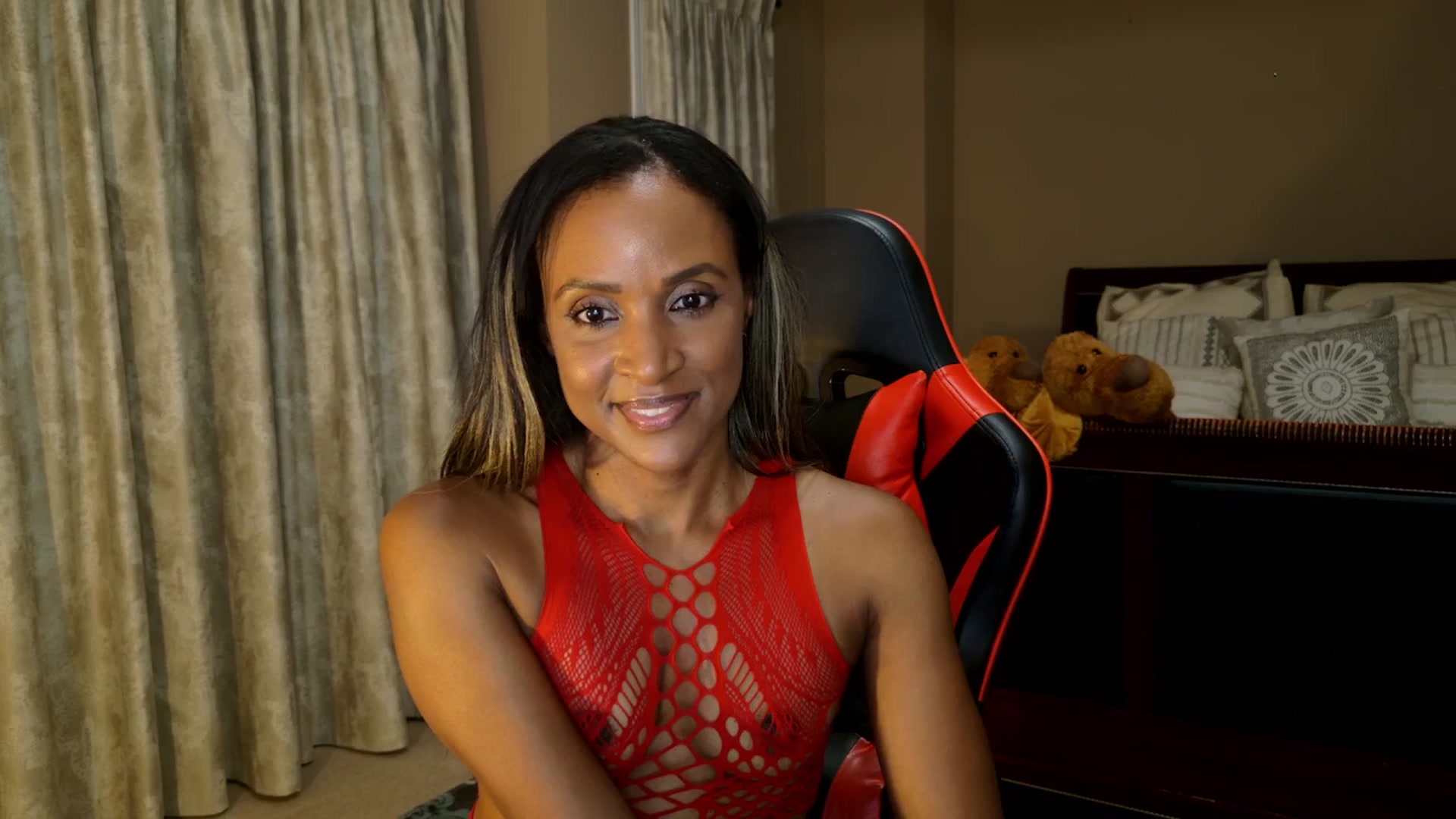 Gallery image thumbnail from Ms_WetNWild's myfreecams stream on, 09/14/2025, 06:02 image 8 of 20