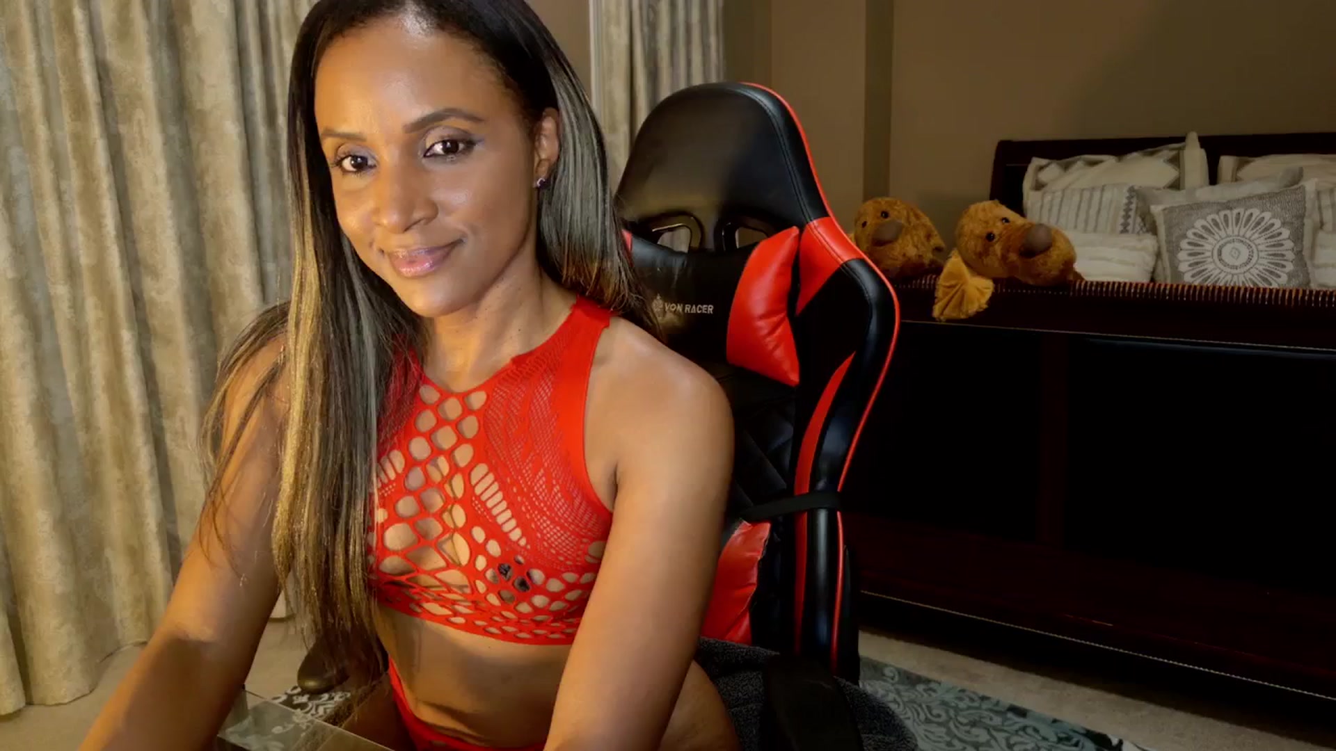 Gallery image thumbnail from Ms_WetNWild's myfreecams stream on, 09/14/2025, 06:02 image 3 of 20