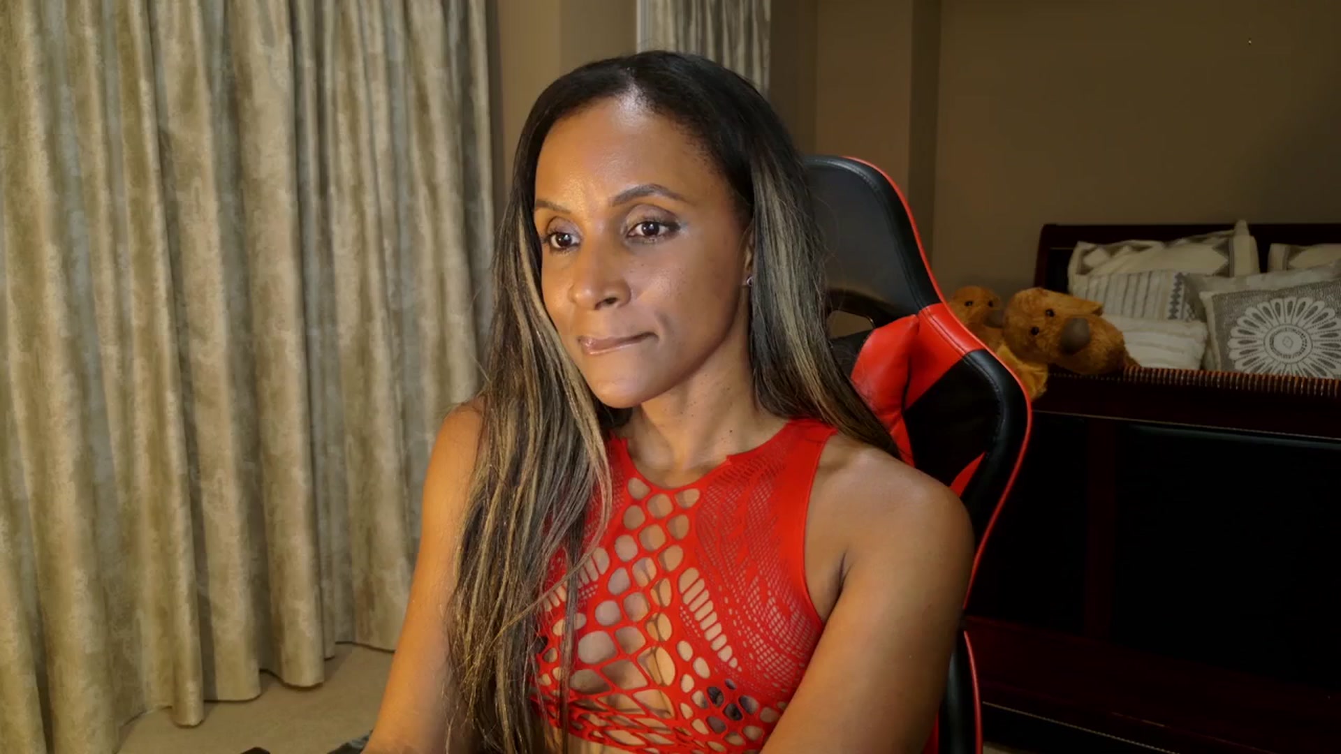 Gallery image thumbnail from Ms_WetNWild's myfreecams stream on, 09/14/2025, 07:34 image 16 of 20