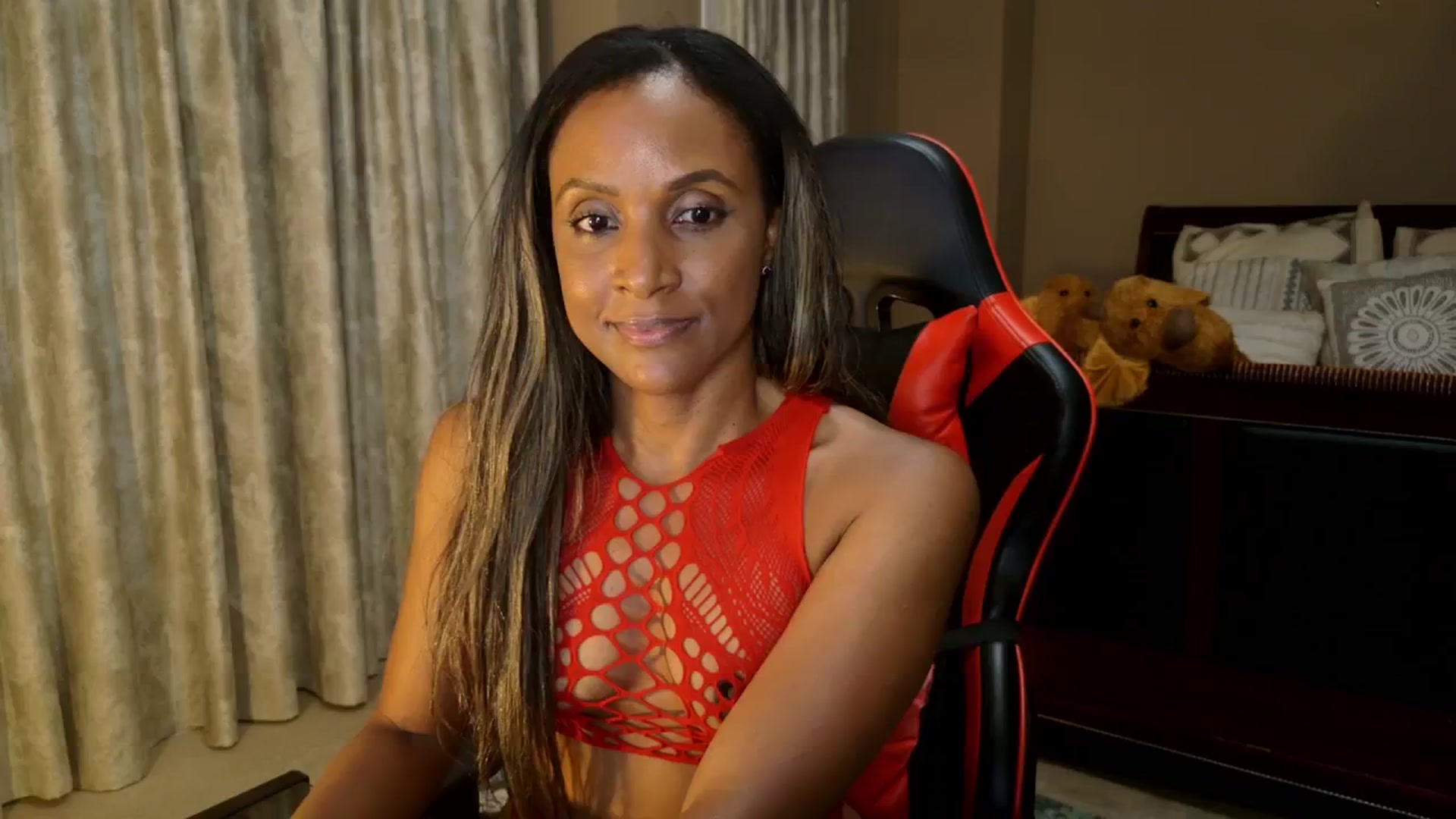 Gallery image thumbnail from Ms_WetNWild's myfreecams stream on, 09/14/2025, 07:34 image 4 of 20