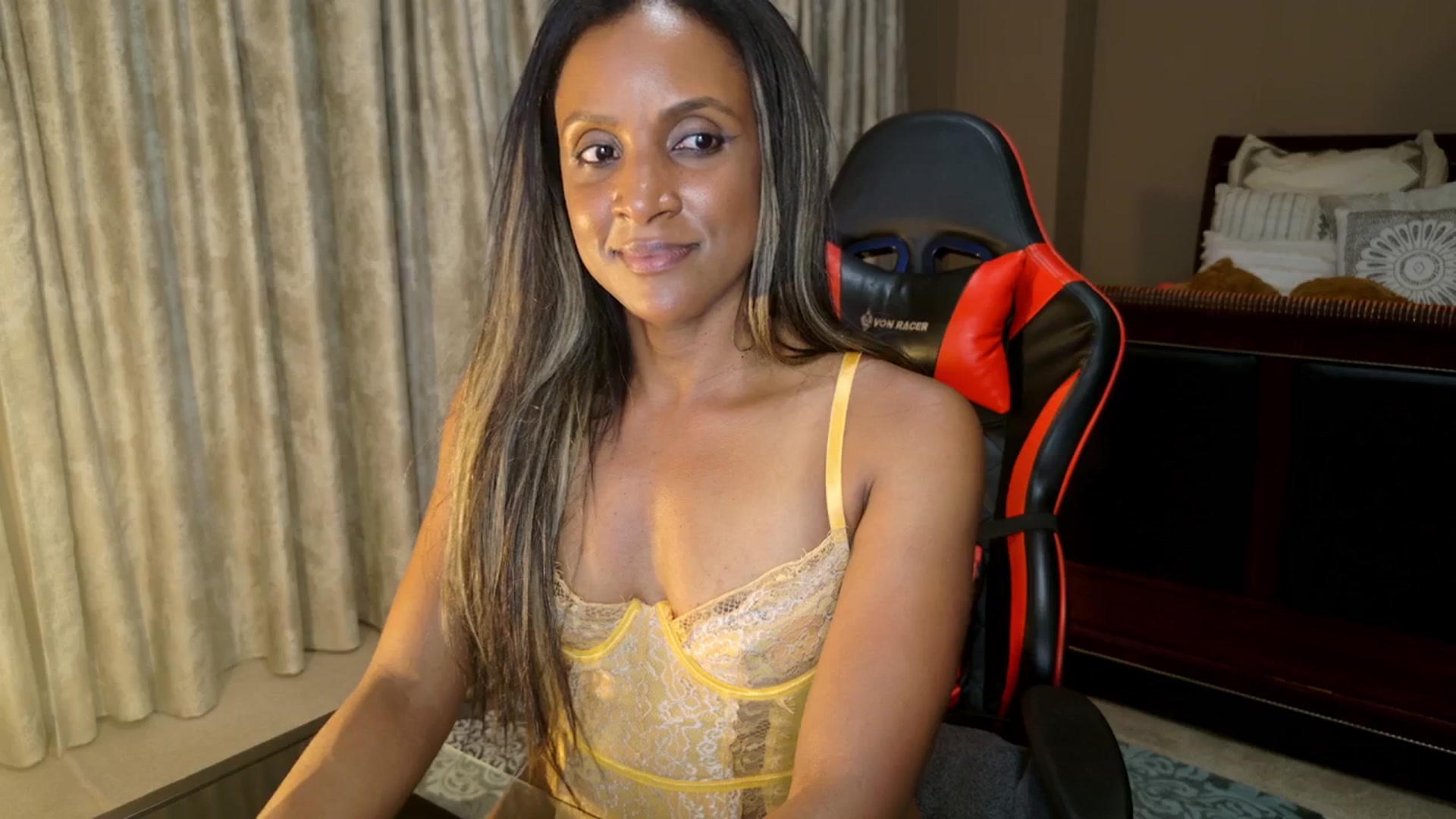 Gallery image thumbnail from Ms_WetNWild's myfreecams stream on, 09/16/2025, 03:56 image 9 of 20