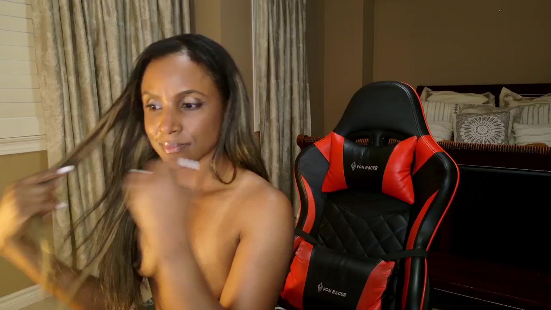 Gallery image thumbnail from Ms_WetNWild's myfreecams stream on, 09/21/2025, 07:14 image 13 of 20