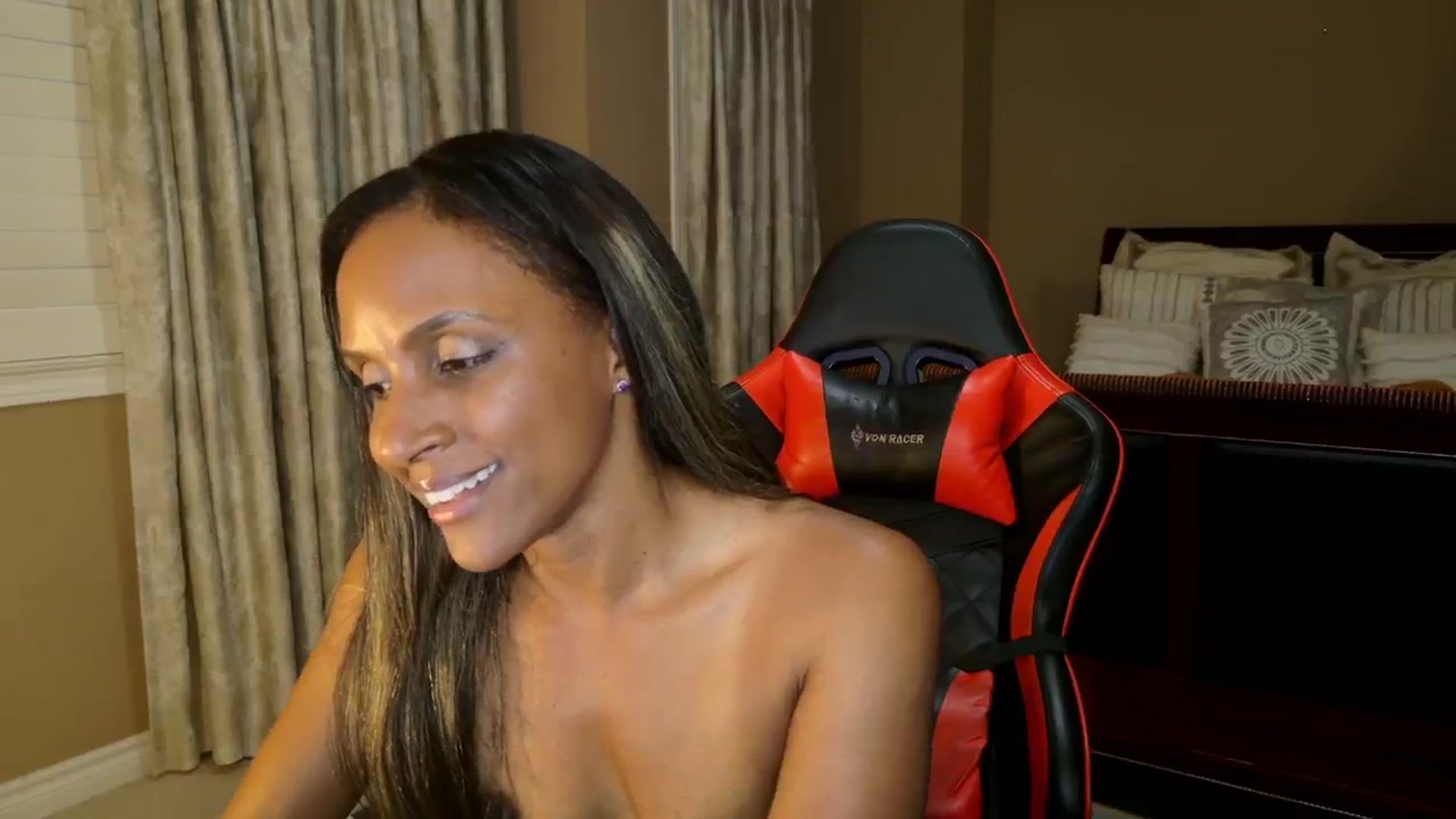 Gallery image thumbnail from Ms_WetNWild's myfreecams stream on, 09/21/2025, 07:14 image 20 of 20