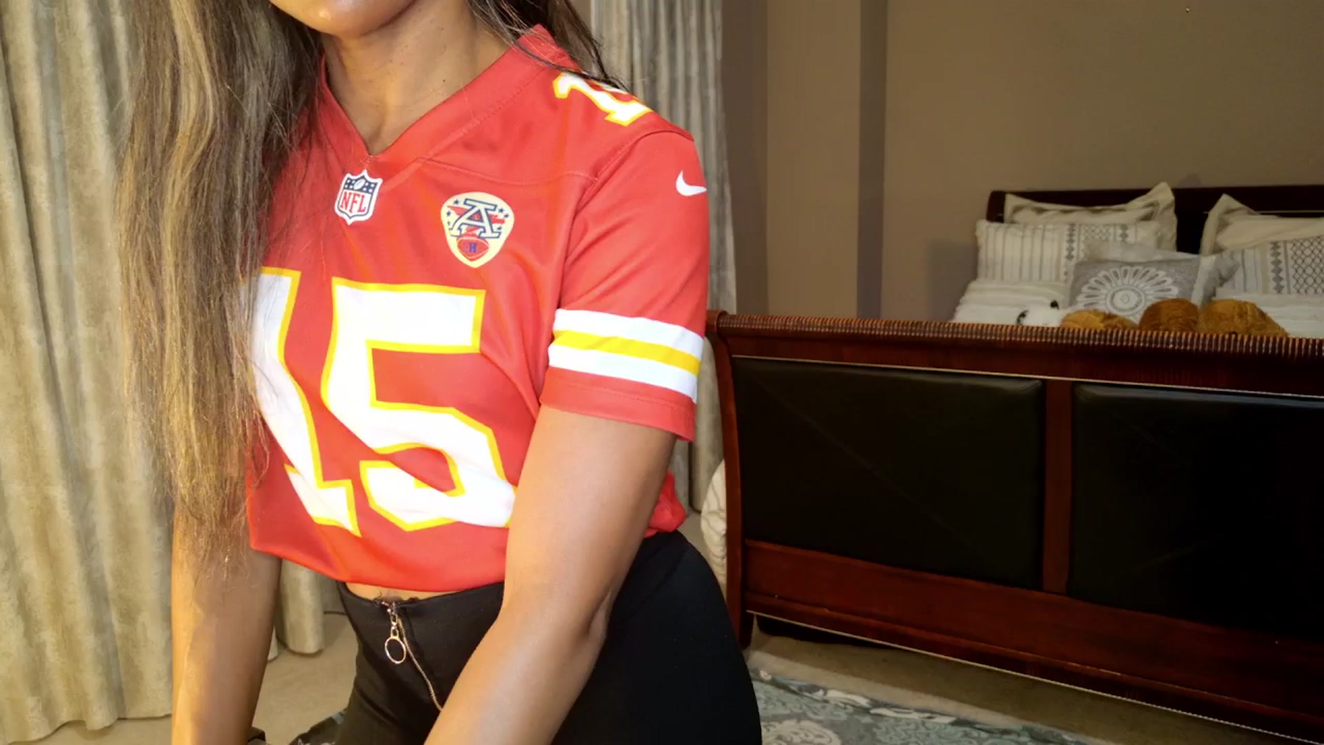 Gallery image thumbnail from Ms_WetNWild's myfreecams stream on, 09/22/2025, 03:43 image 5 of 20