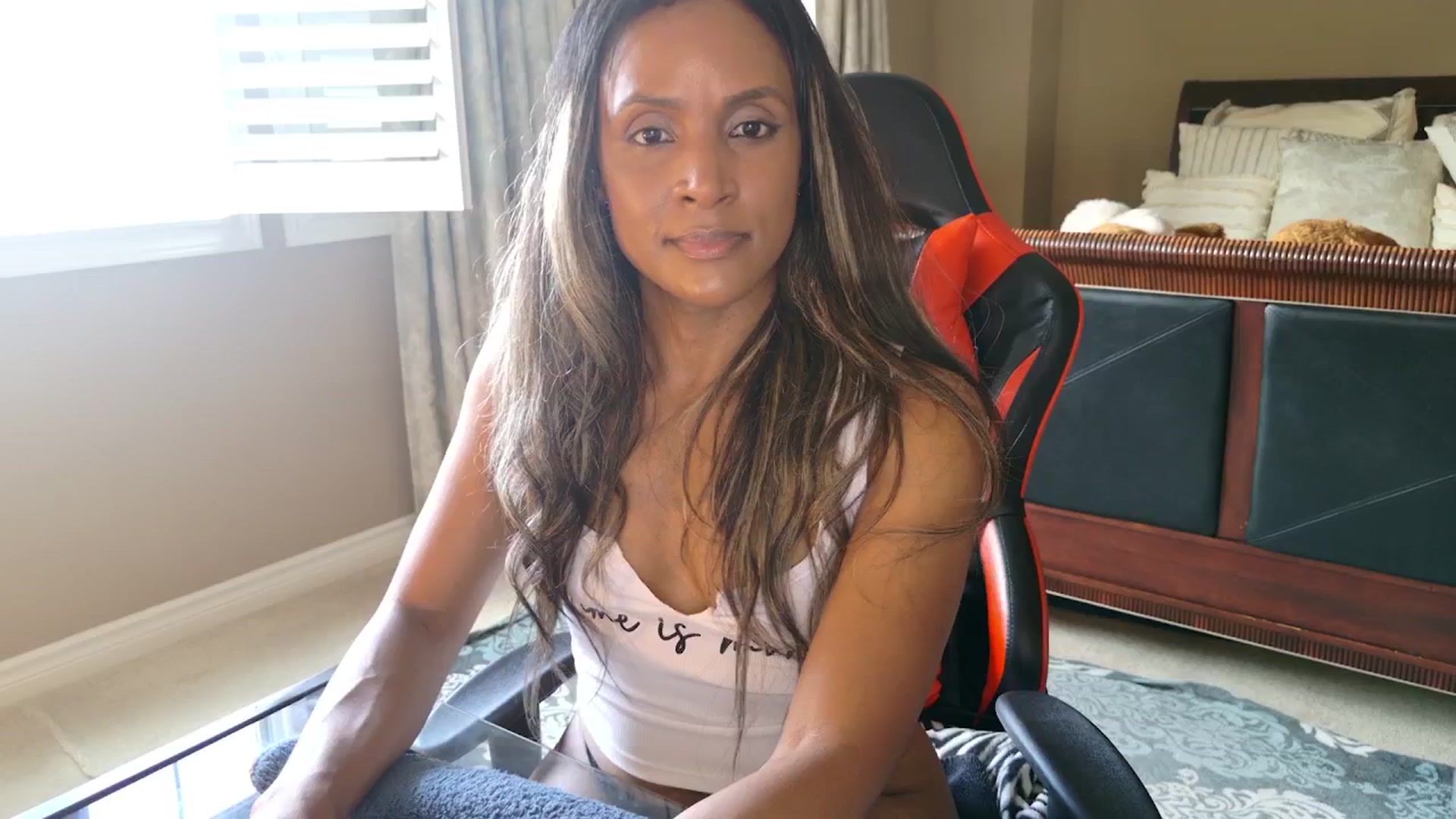 Gallery image thumbnail from Ms_WetNWild's myfreecams stream on, 09/22/2025, 17:00 image 18 of 20