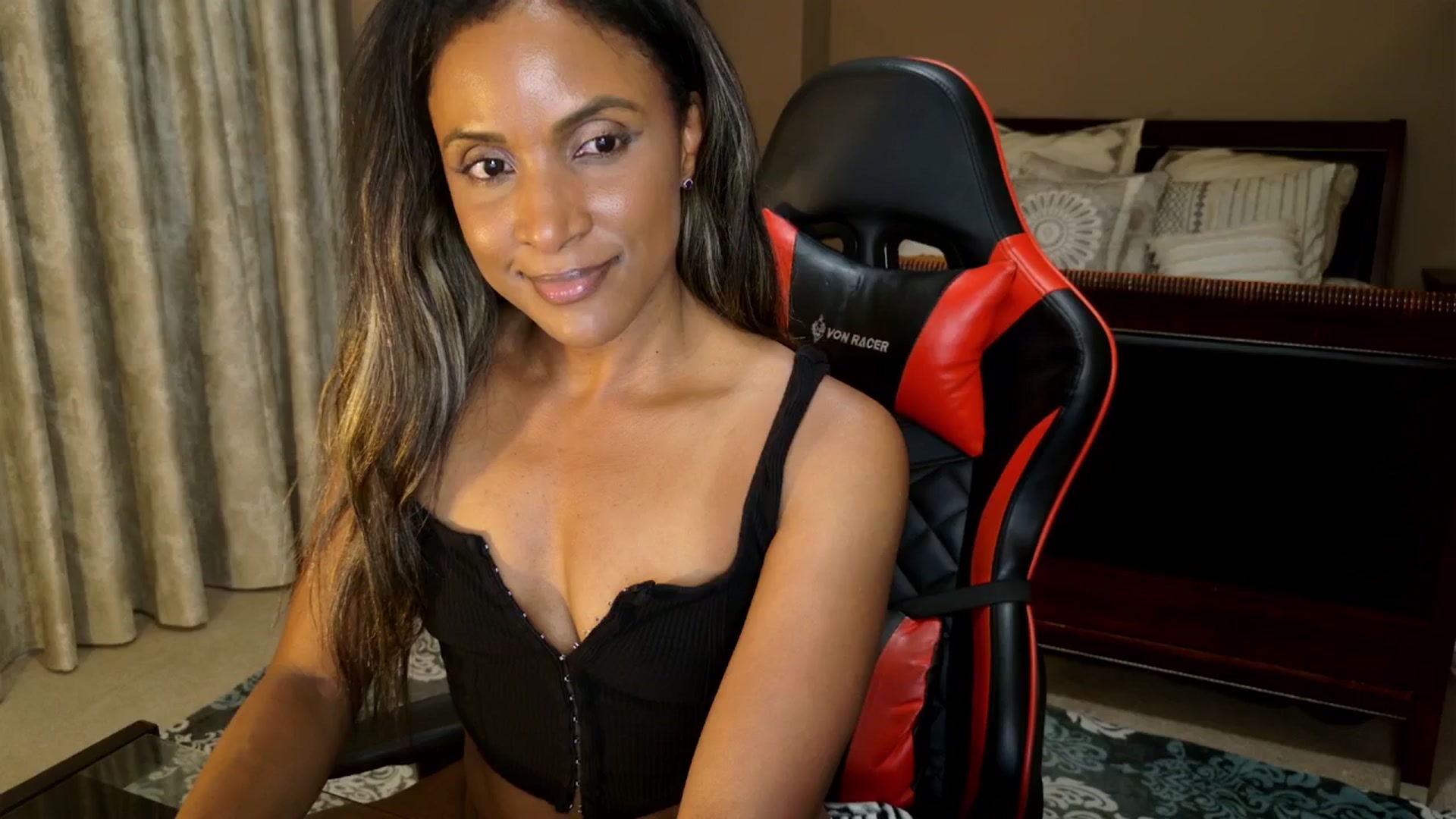 Gallery image thumbnail from Ms_WetNWild's myfreecams stream on, 09/24/2025, 04:34 image 19 of 20
