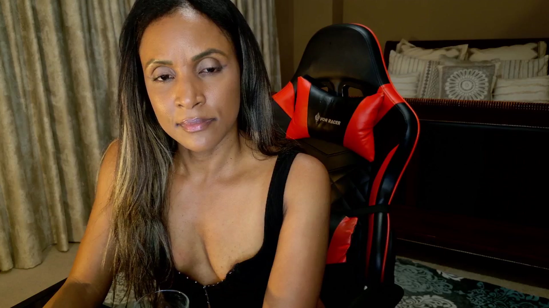 Gallery image thumbnail from Ms_WetNWild's myfreecams stream on, 09/24/2025, 05:45 image 2 of 20