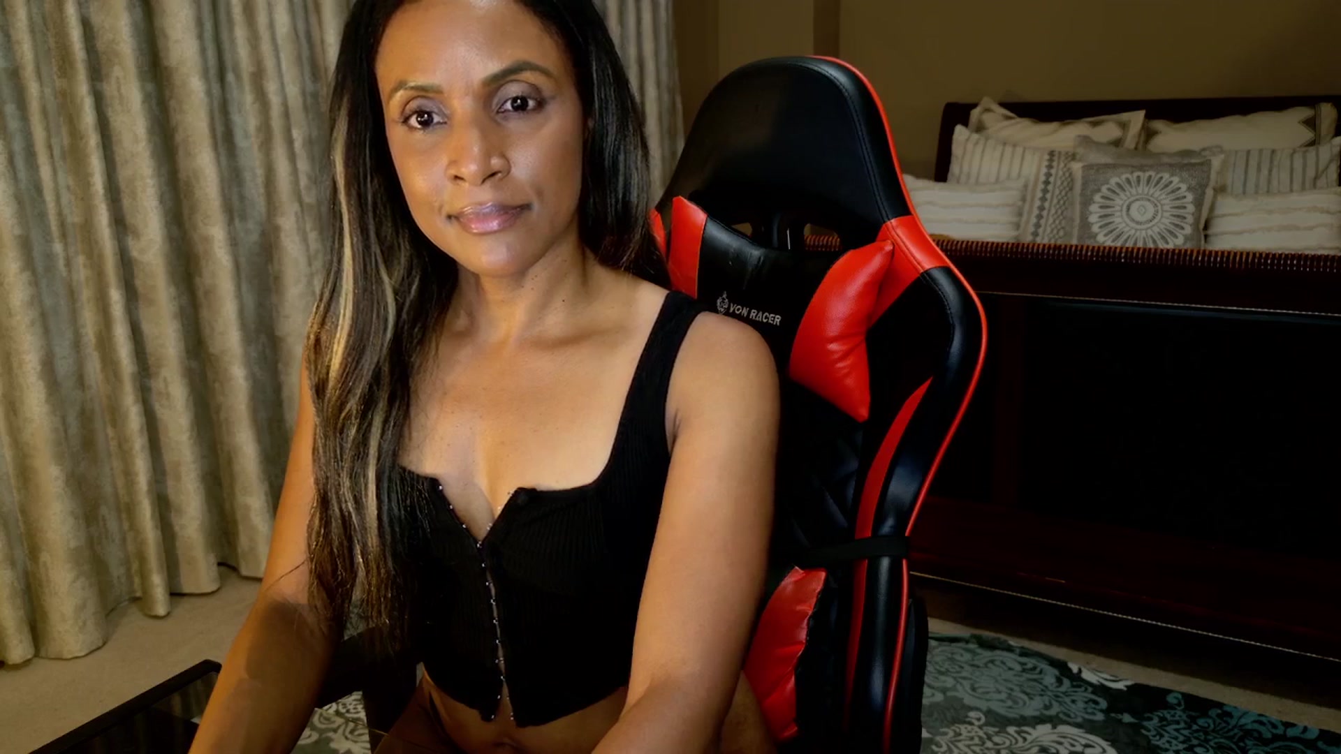 Gallery image thumbnail from Ms_WetNWild's myfreecams stream on, 09/24/2025, 05:45 image 12 of 20